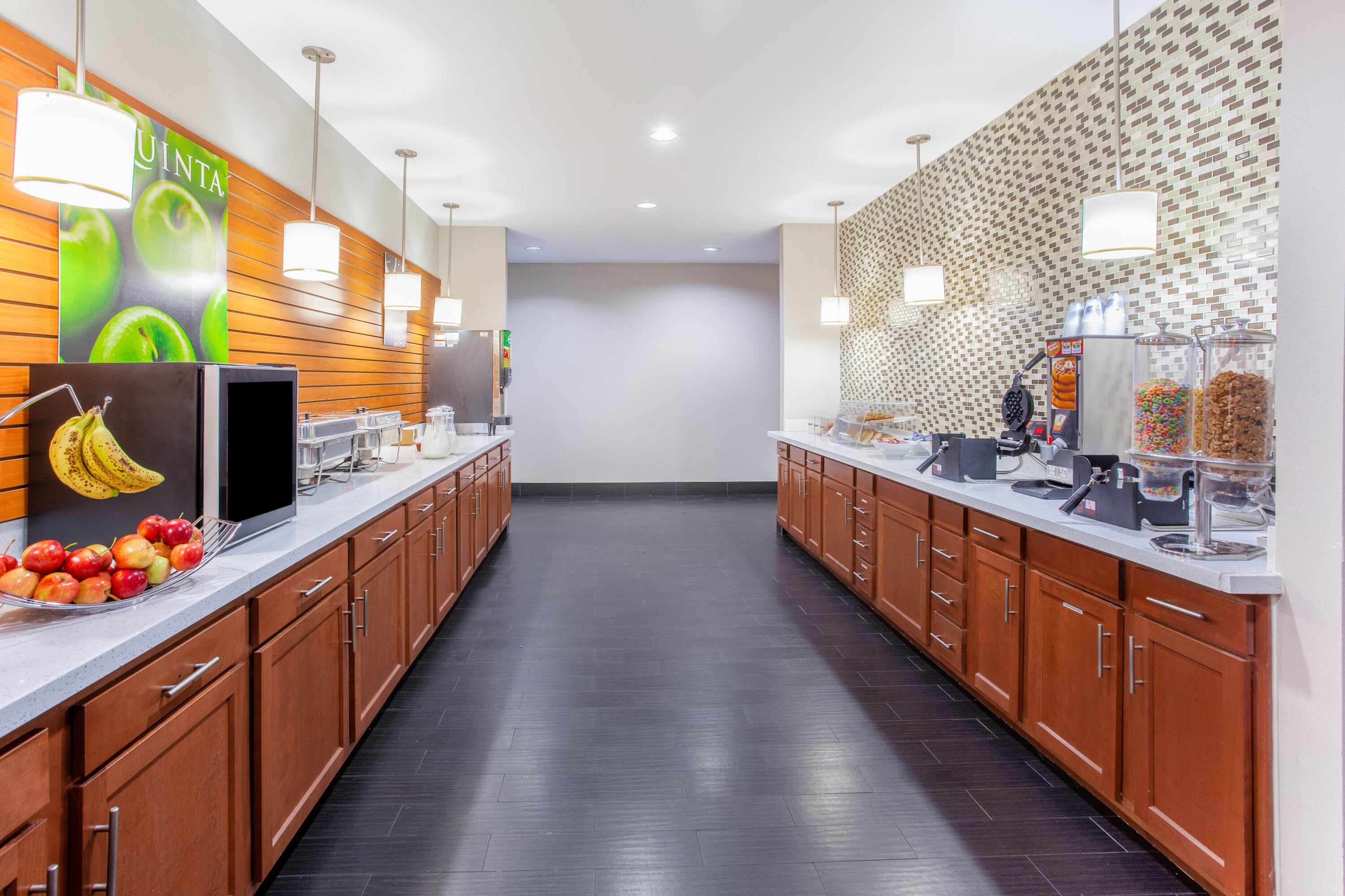 Free breakfast at La Quinta Inn & Suites by Wyndham Luling in Luling, Texas