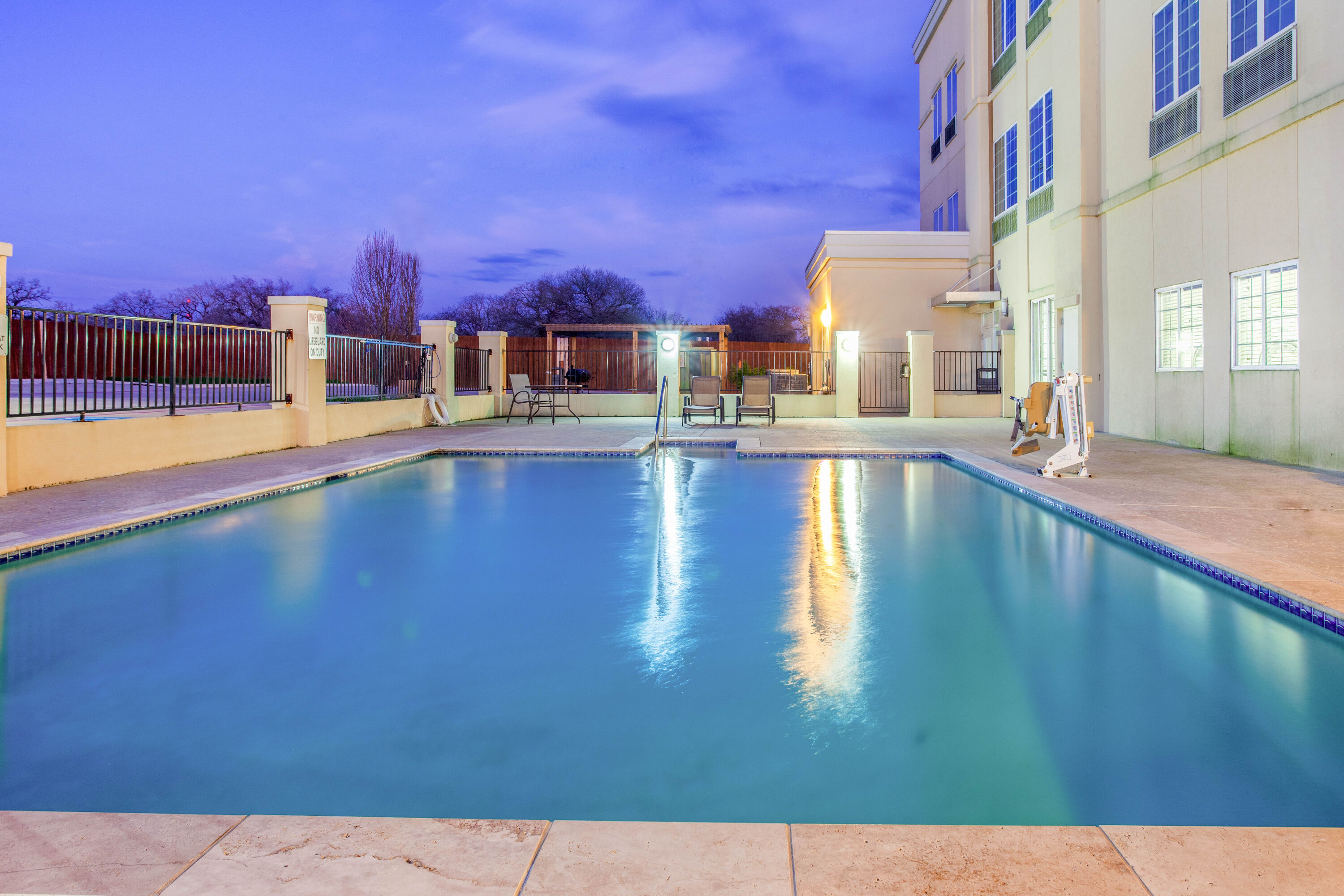 Pool at the La Quinta Inn & Suites by Wyndham Luling in Luling, Texas