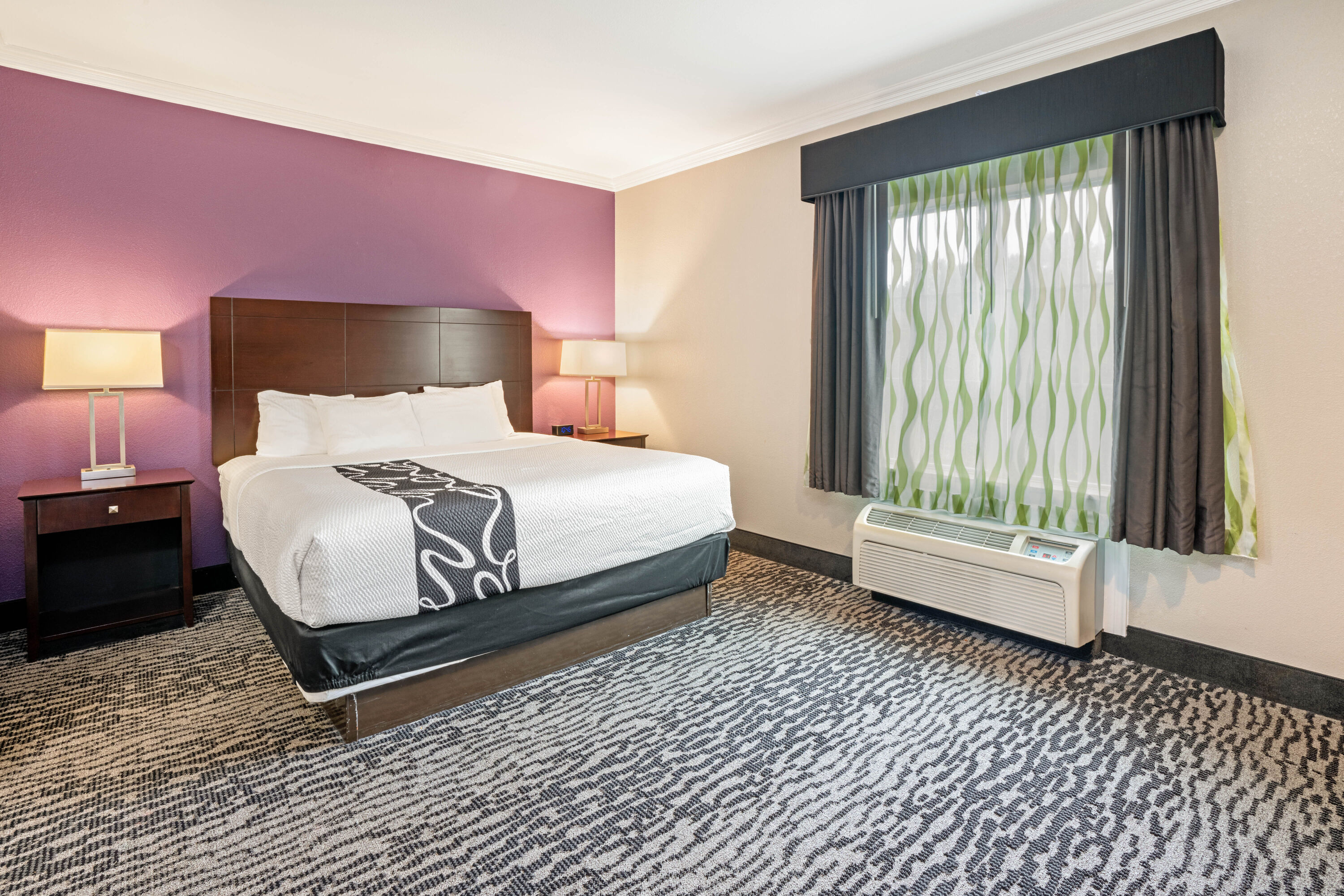 Quinta Inn Suites Wyndham Houston Magnolia Magnolia  Hotels