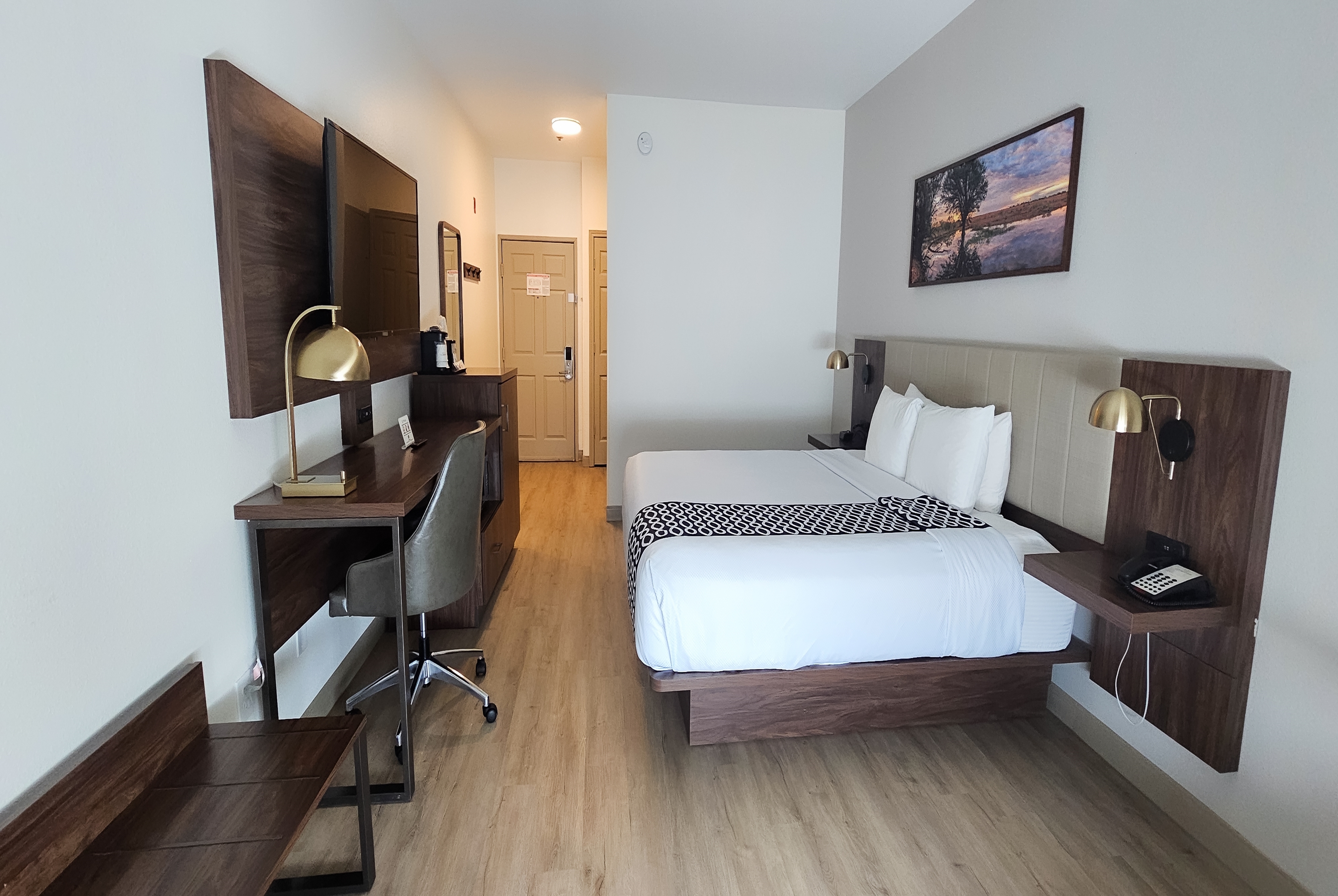 Guest room at the La Quinta Inn & Suites by Wyndham Dallas Mesquite in Mesquite, Texas