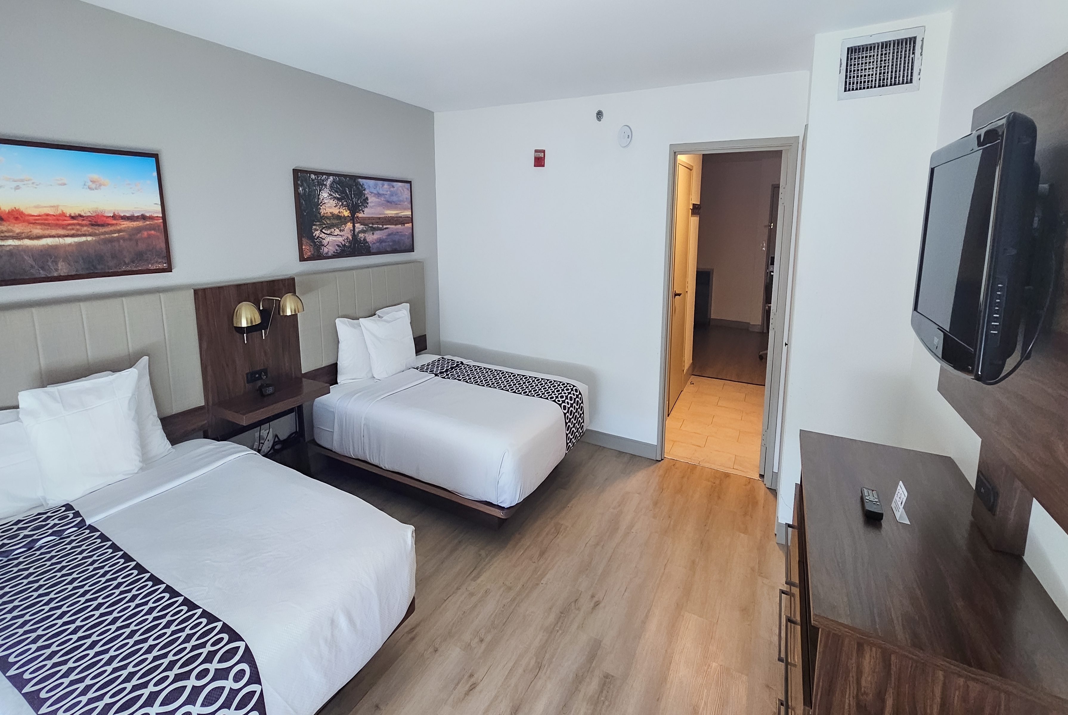 La Quinta Inn & Suites by Wyndham Dallas Mesquite suite in Mesquite, Texas