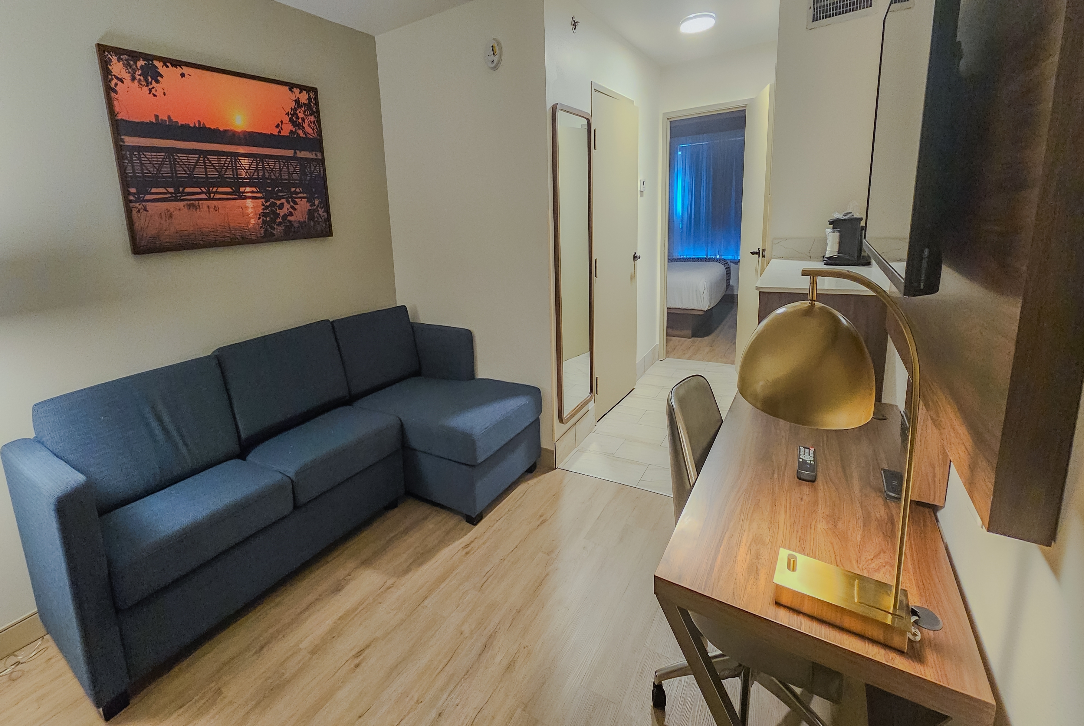 La Quinta Inn & Suites by Wyndham Dallas Mesquite suite in Mesquite, Texas