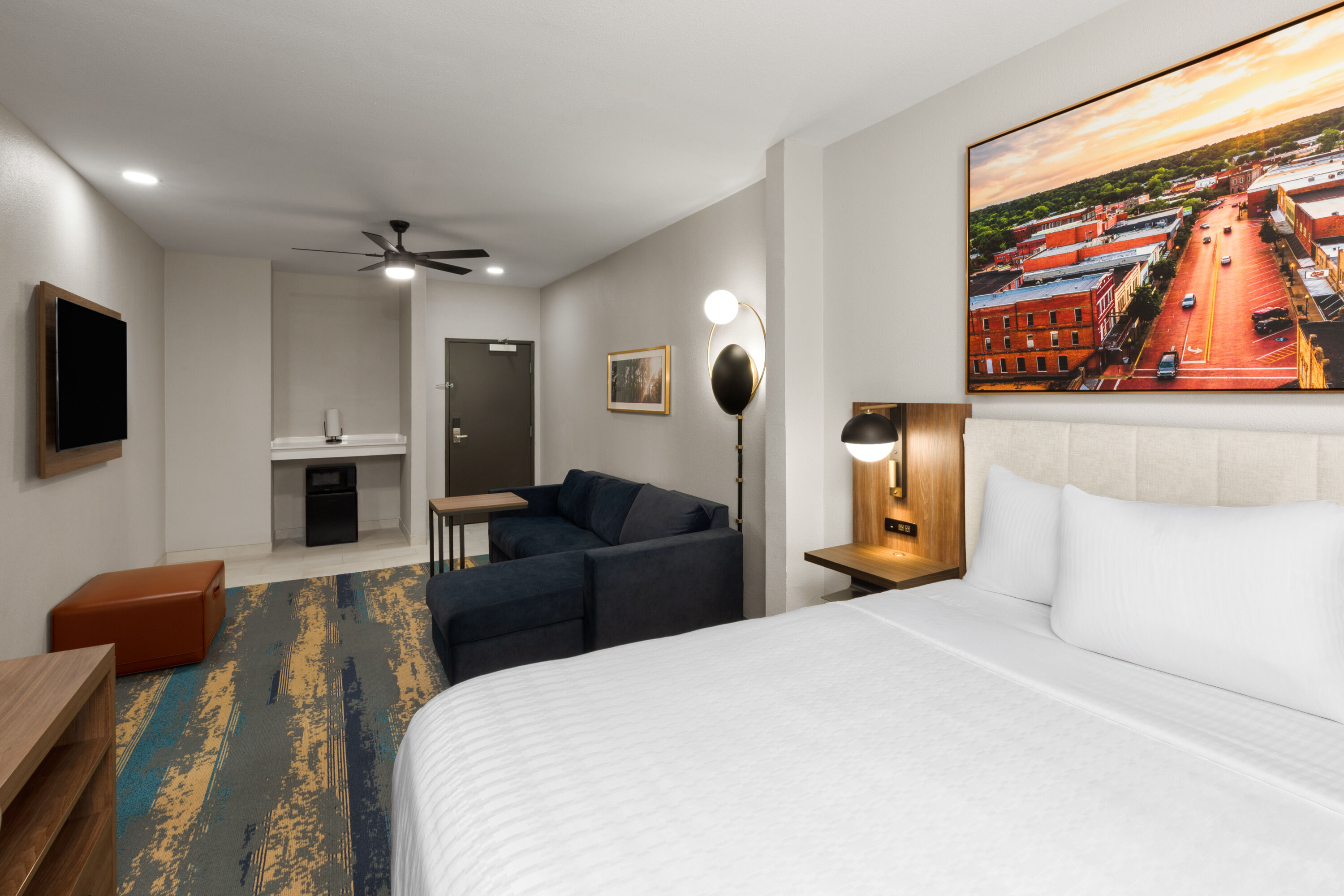 La Quinta Inn & Suites Nacogdoches suite in Nacogdoches, Texas