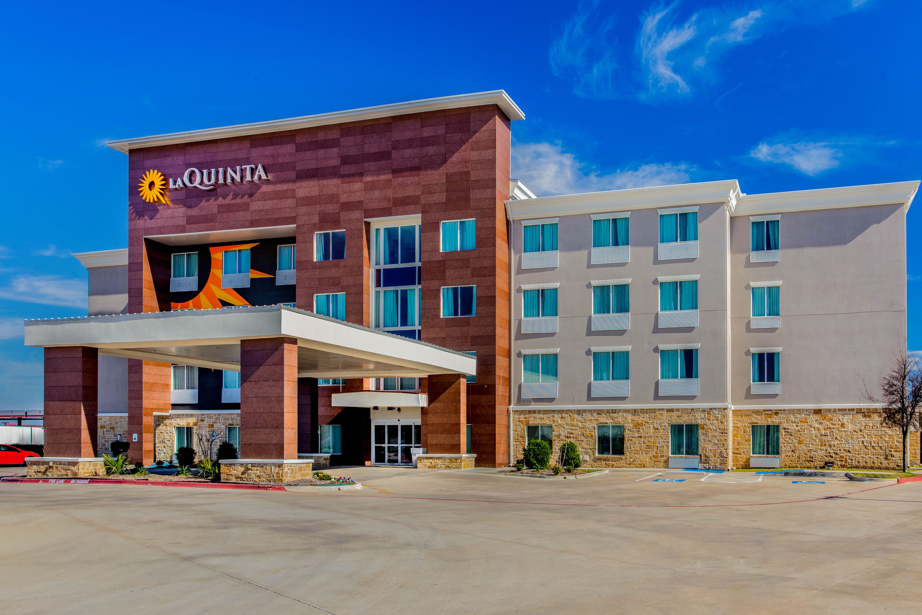 La Quinta Inn Suites By Wyndham Northlake Ft Worth Northlake Tx Hotels