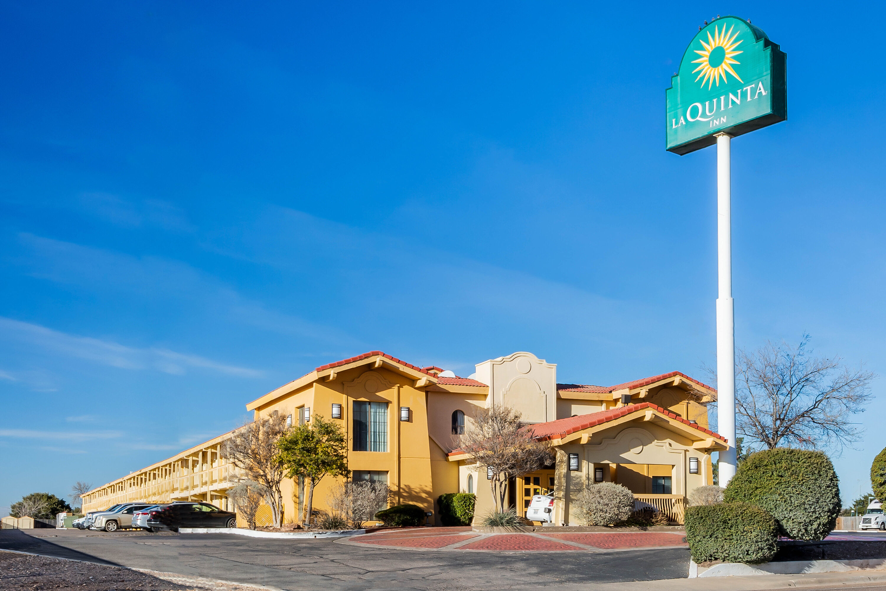 Exterior Day Image of La Quinta Inn by Wyndham Odessa hotel in Odessa, Texas
