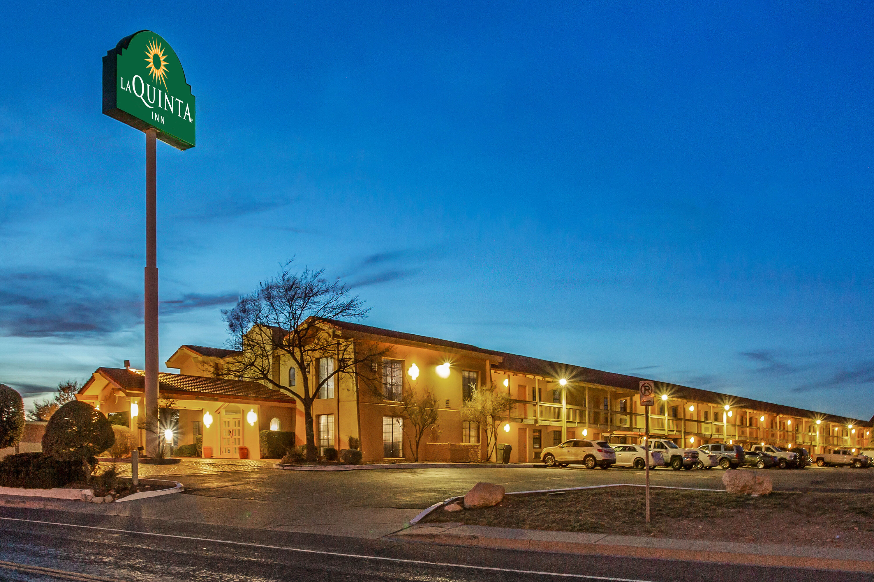 Exterior Dusk Image of La Quinta Inn by Wyndham Odessa hotel in Odessa, Texas