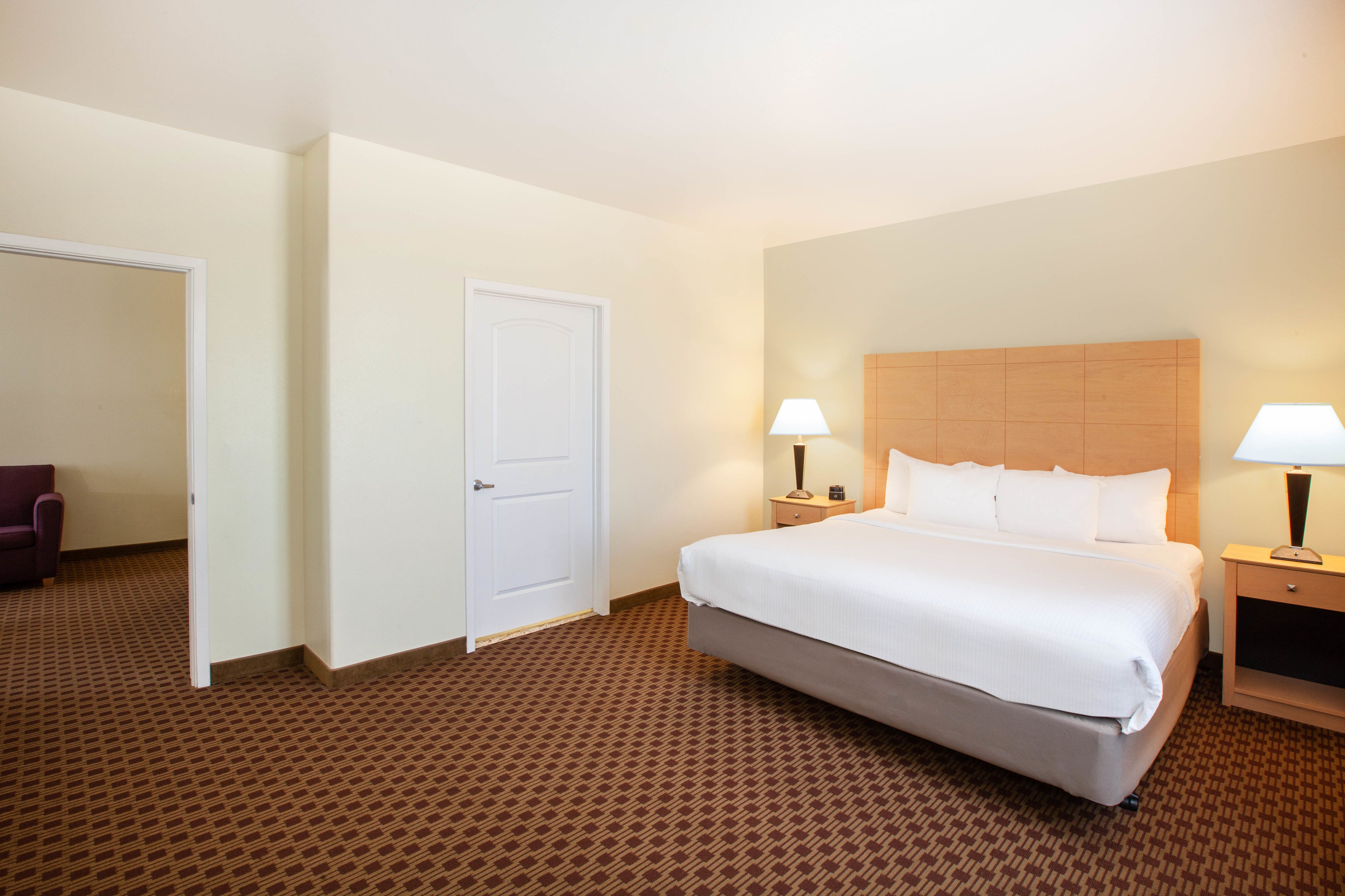 La Quinta Inn & Suites by Wyndham Odessa North suite in Odessa, Texas