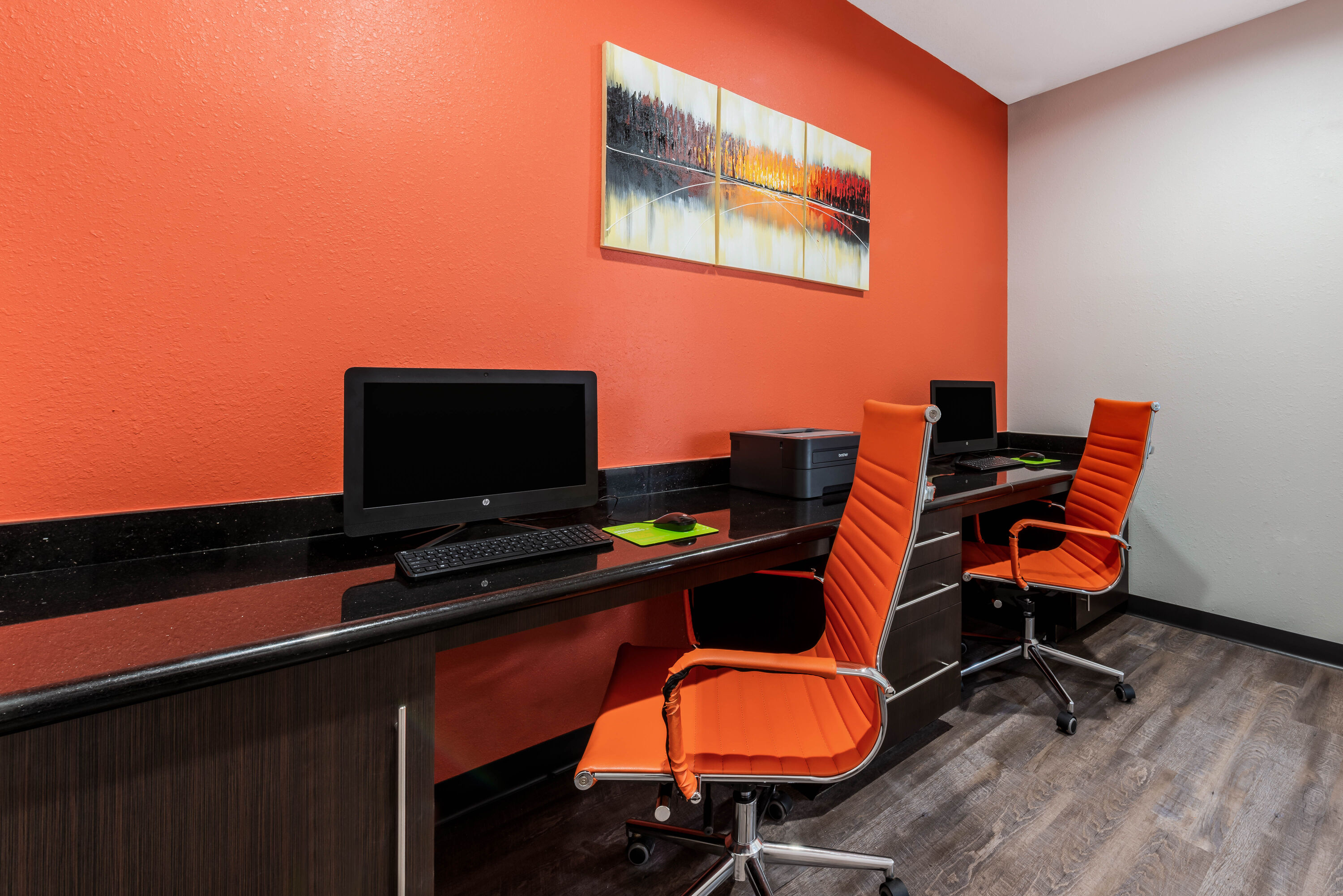 La Quinta Inn & Suites by Wyndham Orange business center in Orange, Texas