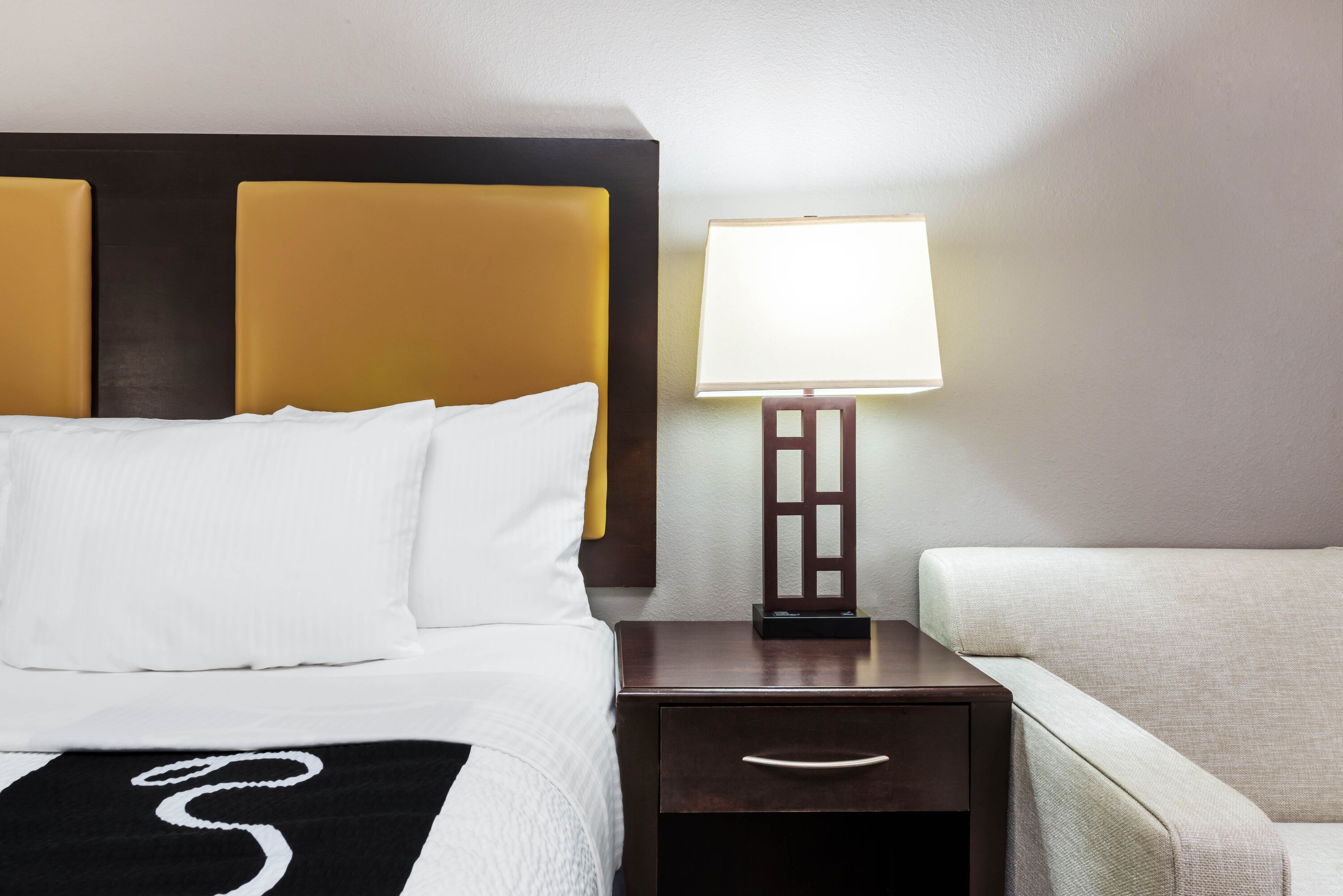 Guest room feature at the La Quinta Inn & Suites by Wyndham Orange in Orange, Texas