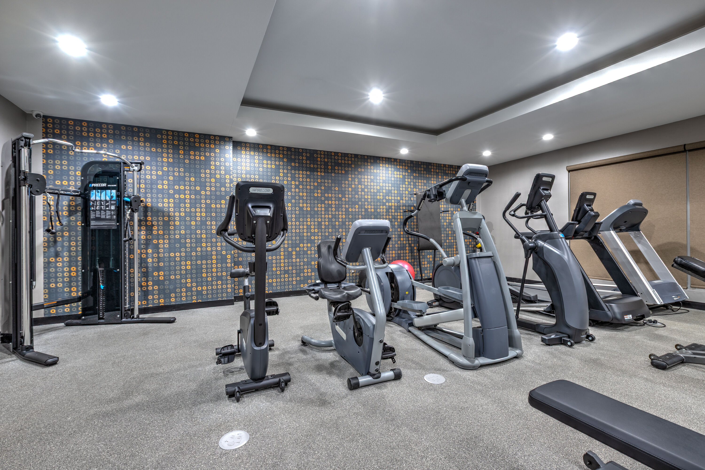 Fitness room at La Quinta Inn & Suites by Wyndham Paris in Paris, Texas