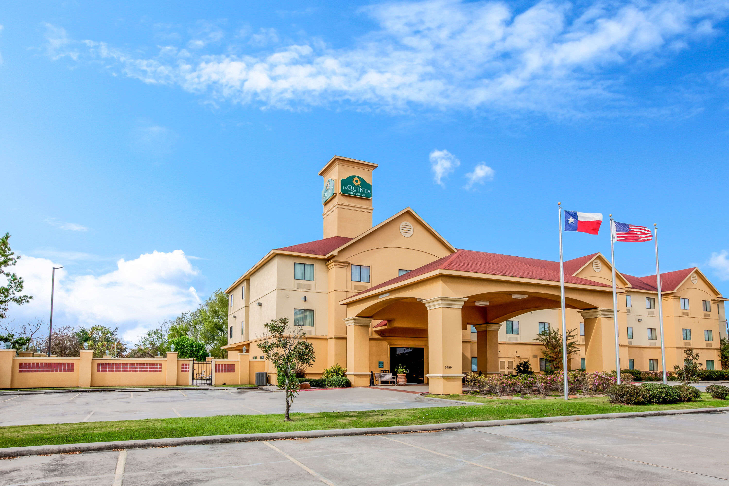La Quinta Inn Suites By Wyndham Pasadena Pasadena Tx Hotels 1110 s 9th st, waco, united states. la quinta inn suites by wyndham