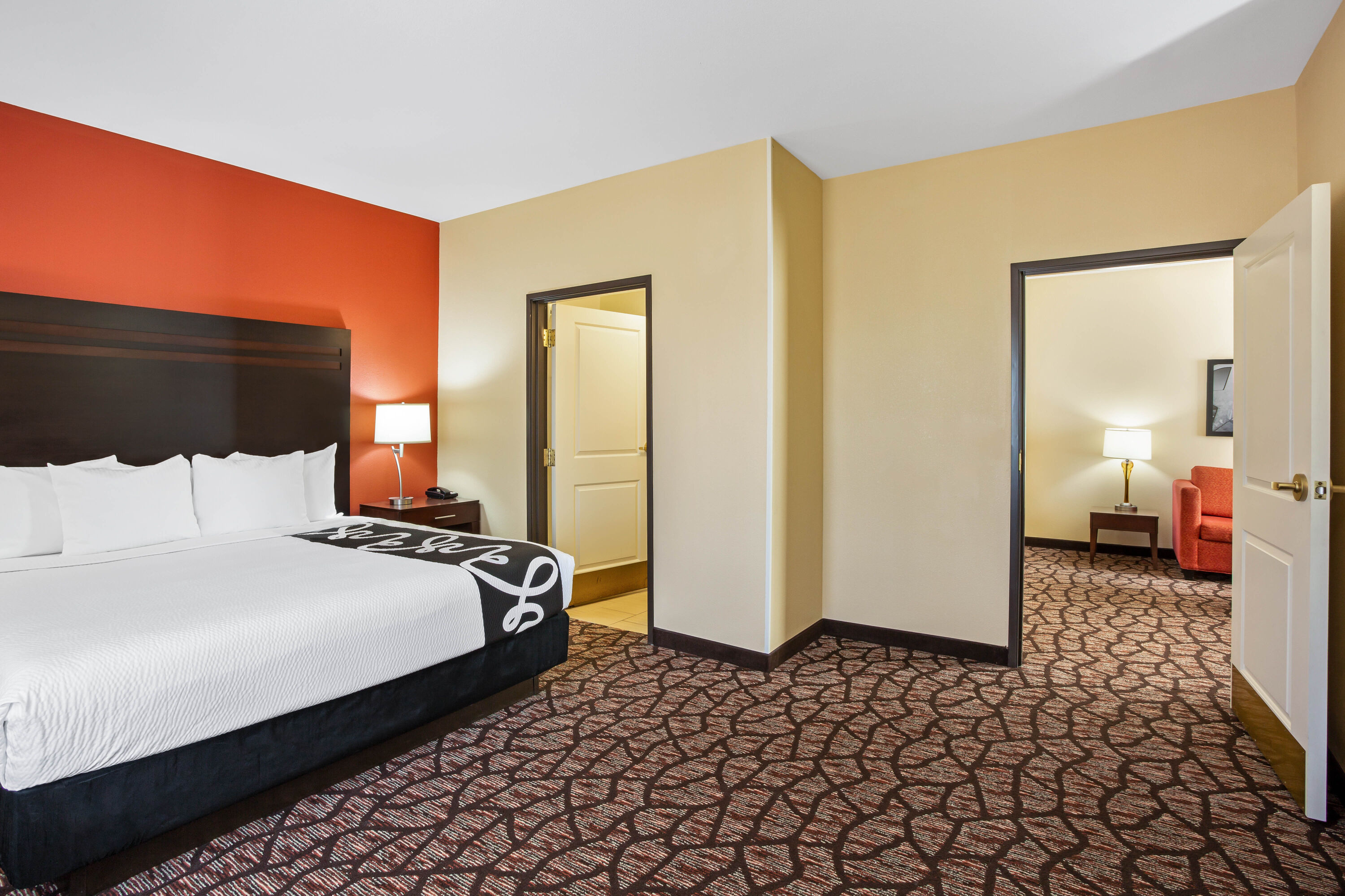 La Quinta Inn & Suites by Wyndham Pecos suite in Pecos, Texas