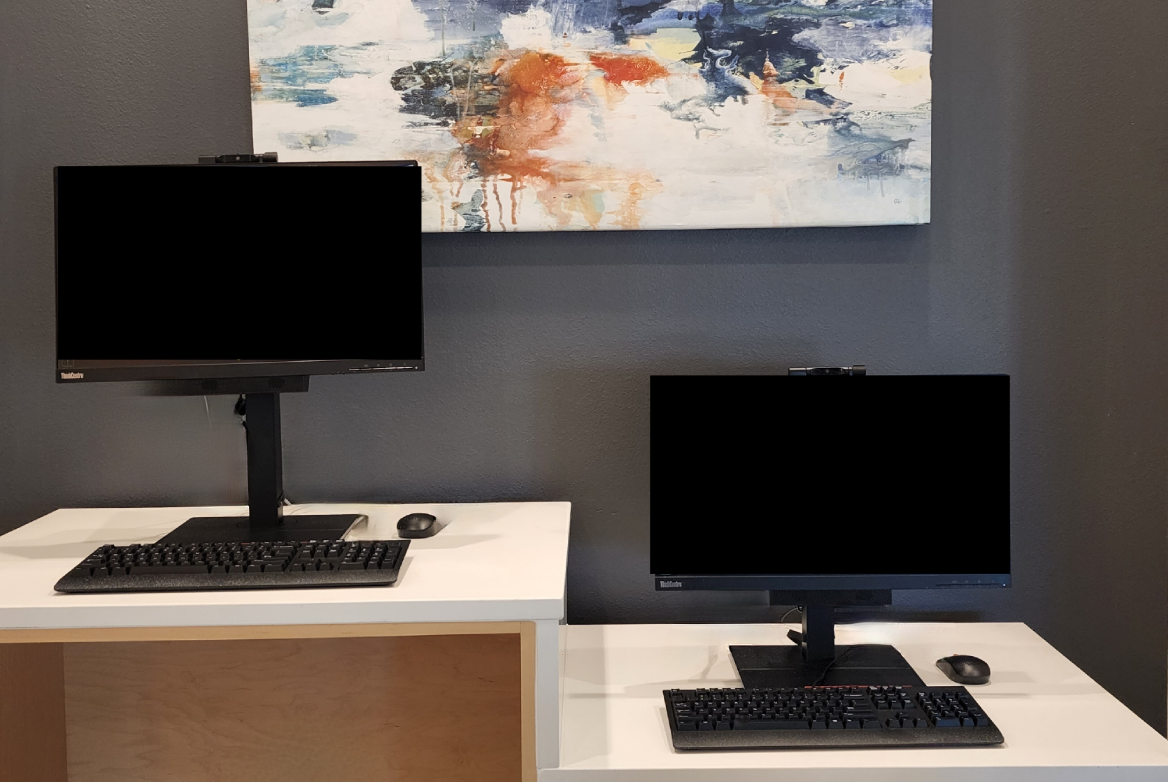 La Quinta Inn & Suites by Wyndham Pflugerville business center in Pflugerville, Texas