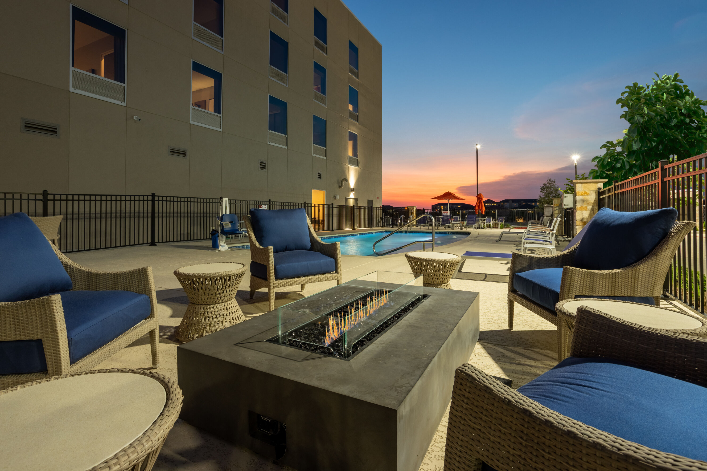 Firepit at La Quinta Inn & Suites by Wyndham Pflugerville in Pflugerville, Texas