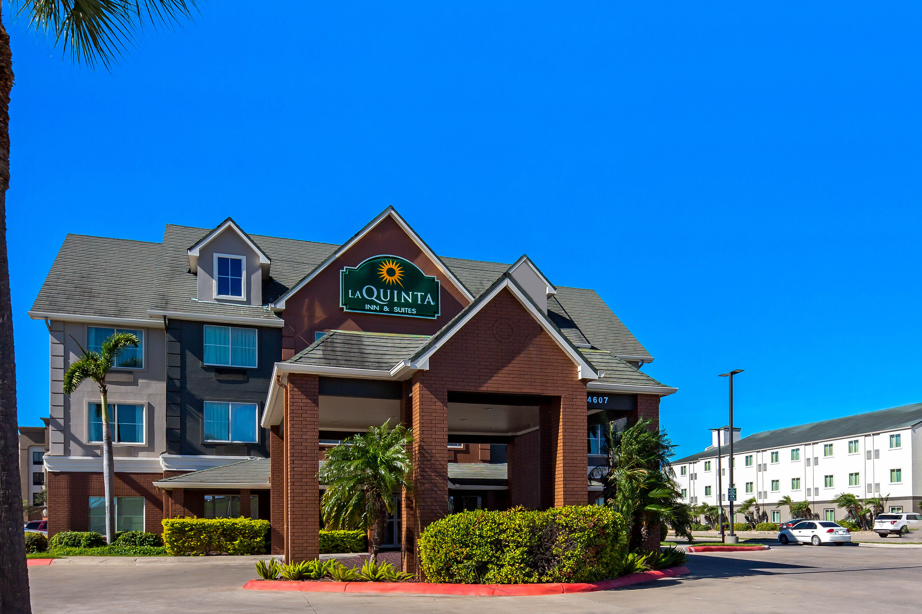 Exterior Day Image of La Quinta Inn & Suites by Wyndham Pharr North McAllen hotel in Pharr, Texas