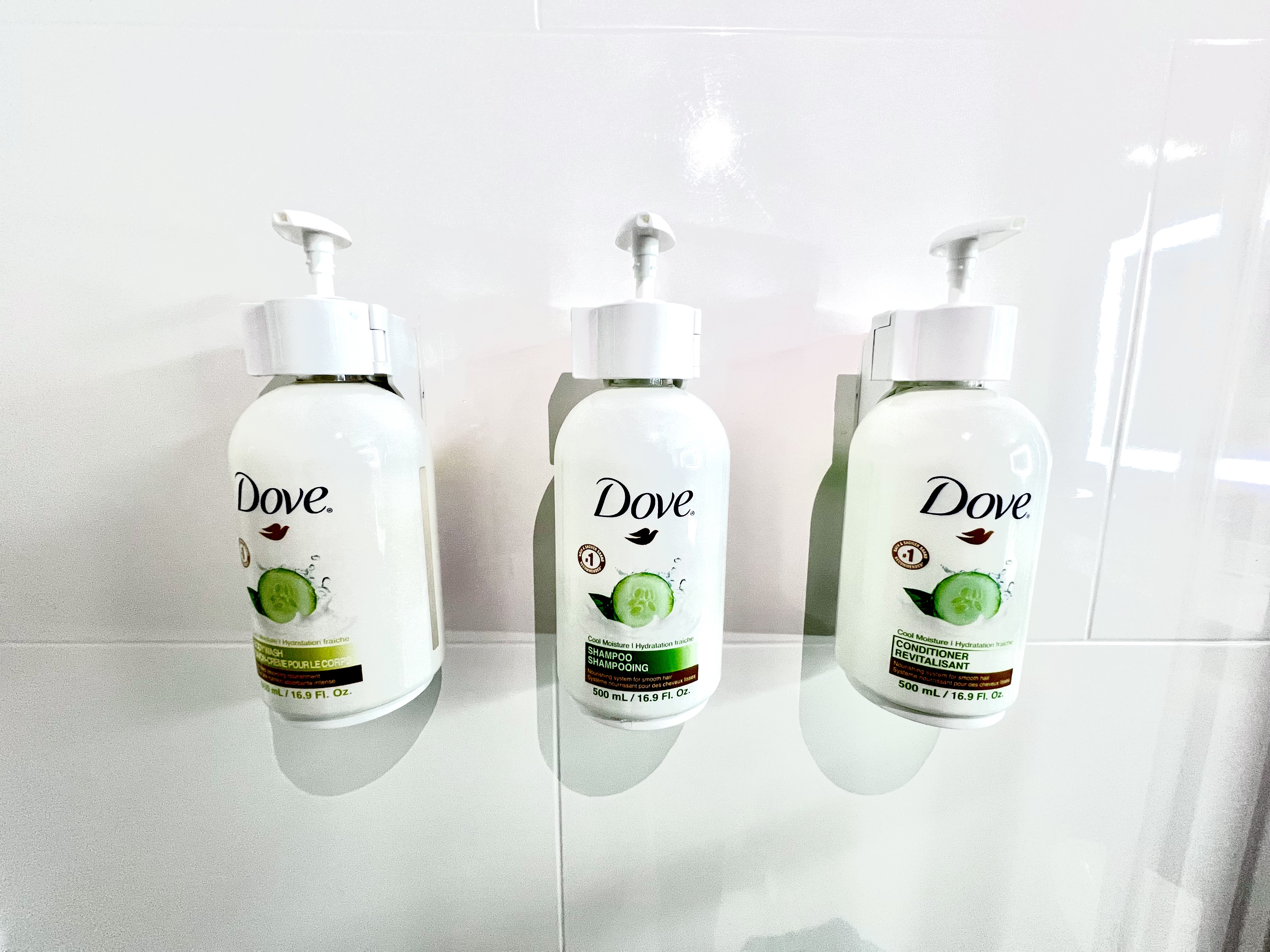 Guest room bath at the La Quinta Inn & Suites by Wyndham Pharr North McAllen in Pharr, Texas