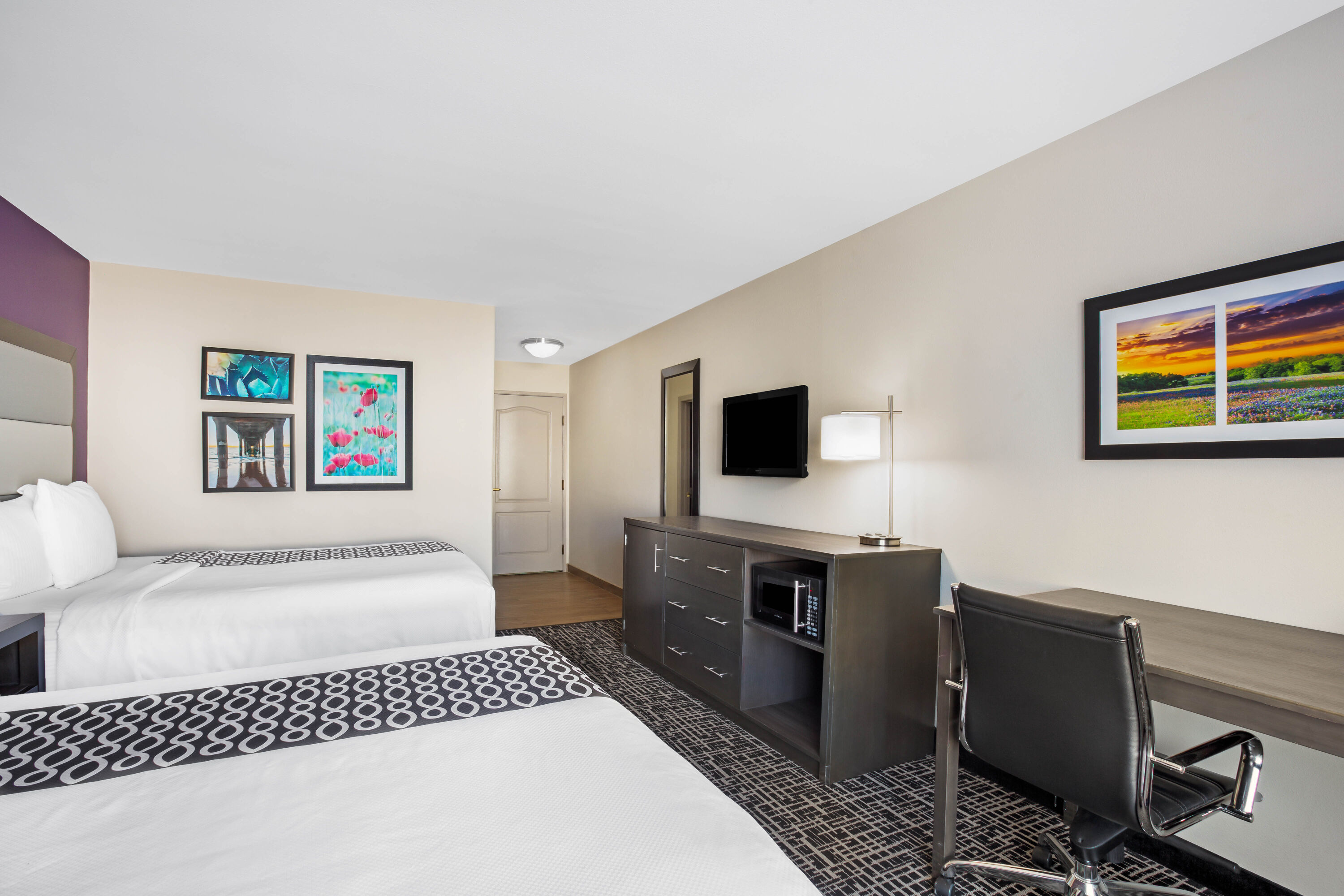 Guest room at the La Quinta Inn & Suites by Wyndham Pharr North McAllen in Pharr, Texas