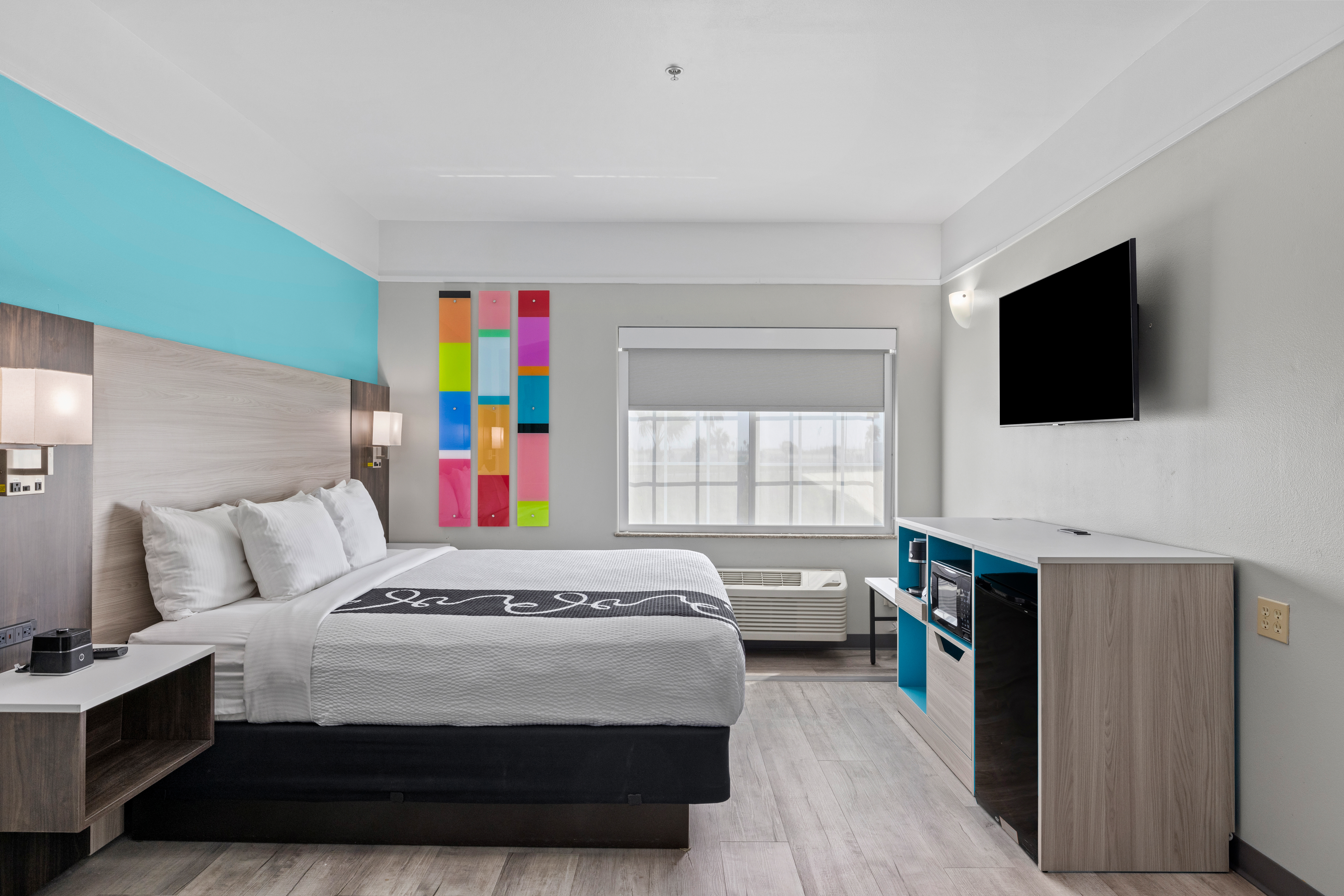 Guest room at the La Quinta Inn & Suites by Wyndham Raymondville in Raymondville, Texas