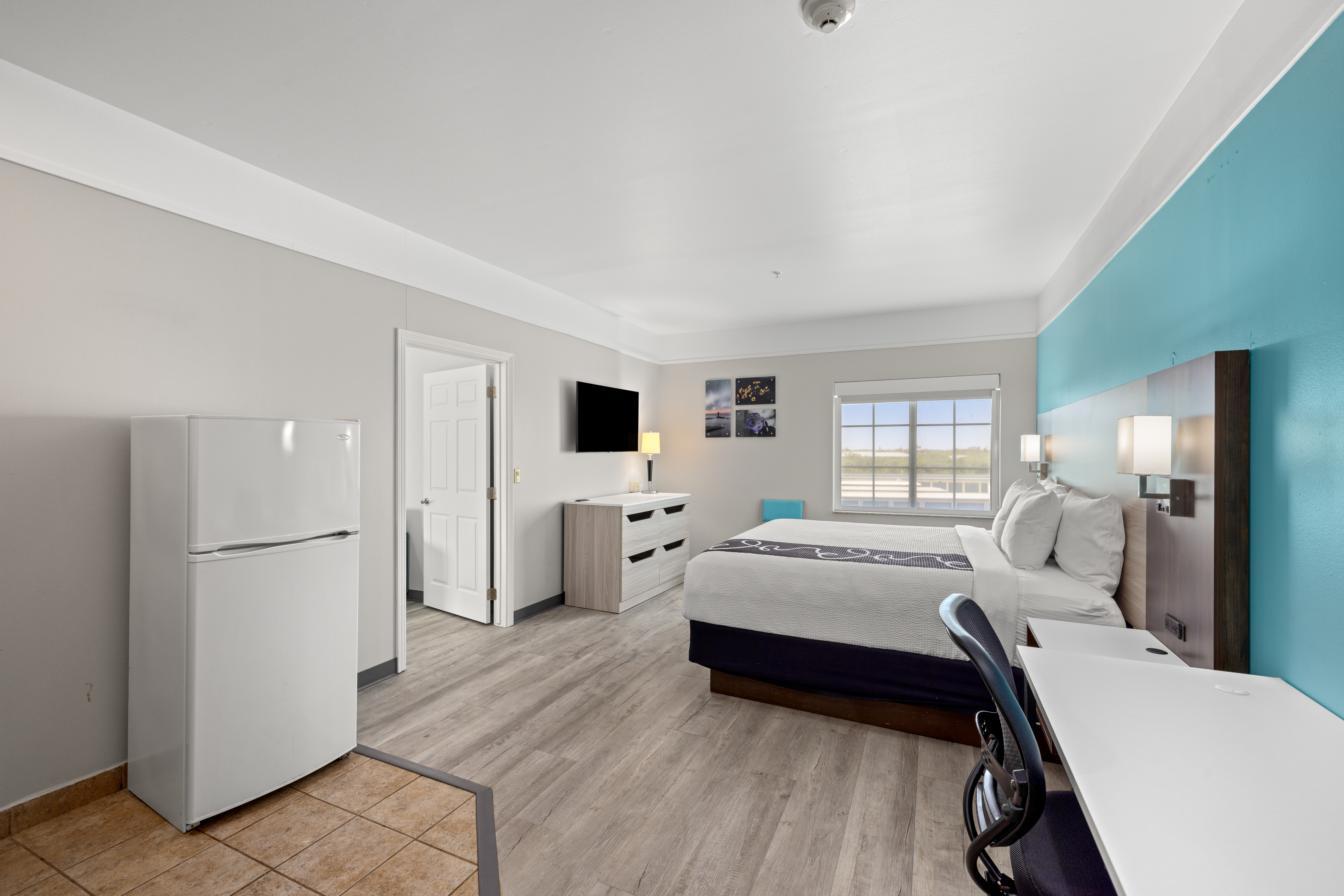 Guest room at the La Quinta Inn & Suites by Wyndham Raymondville in Raymondville, Texas