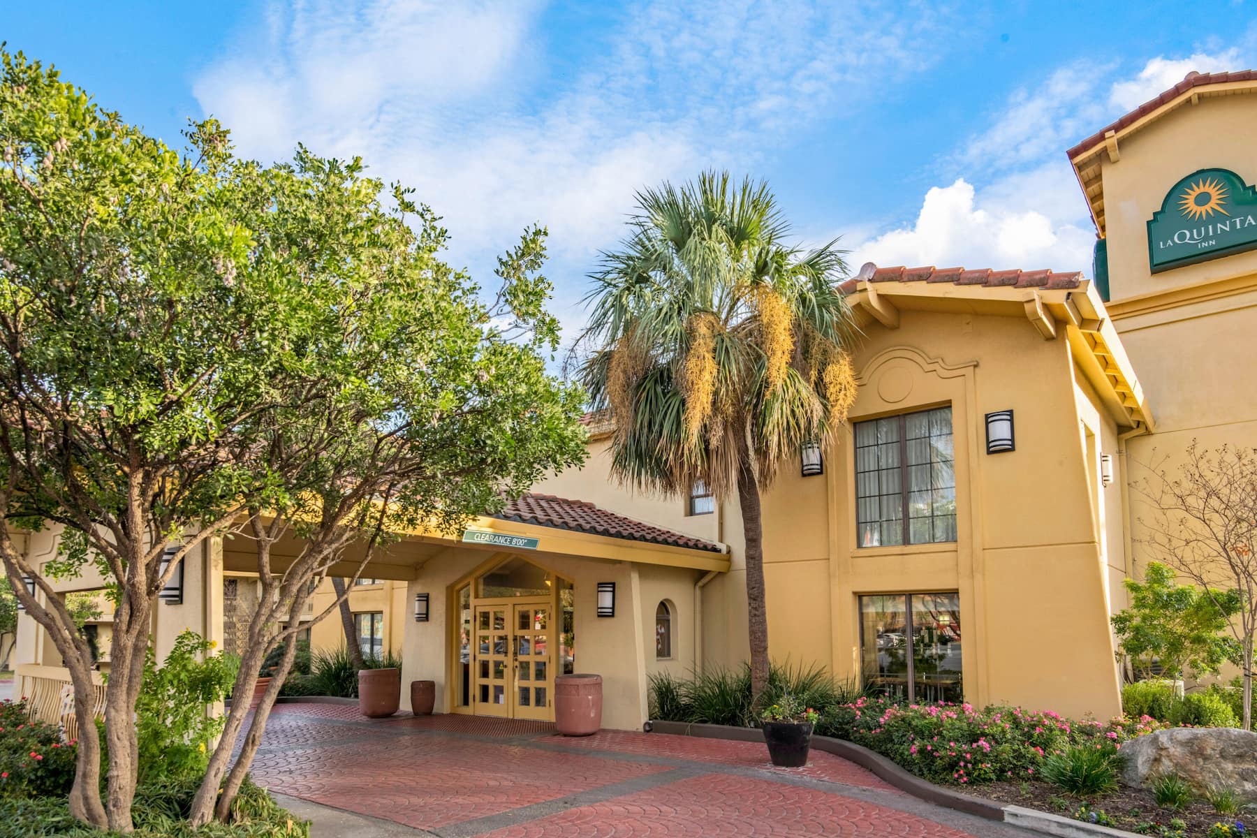 La Quinta Inn by Wyndham San Antonio Market Square San Antonio, TX Hotels