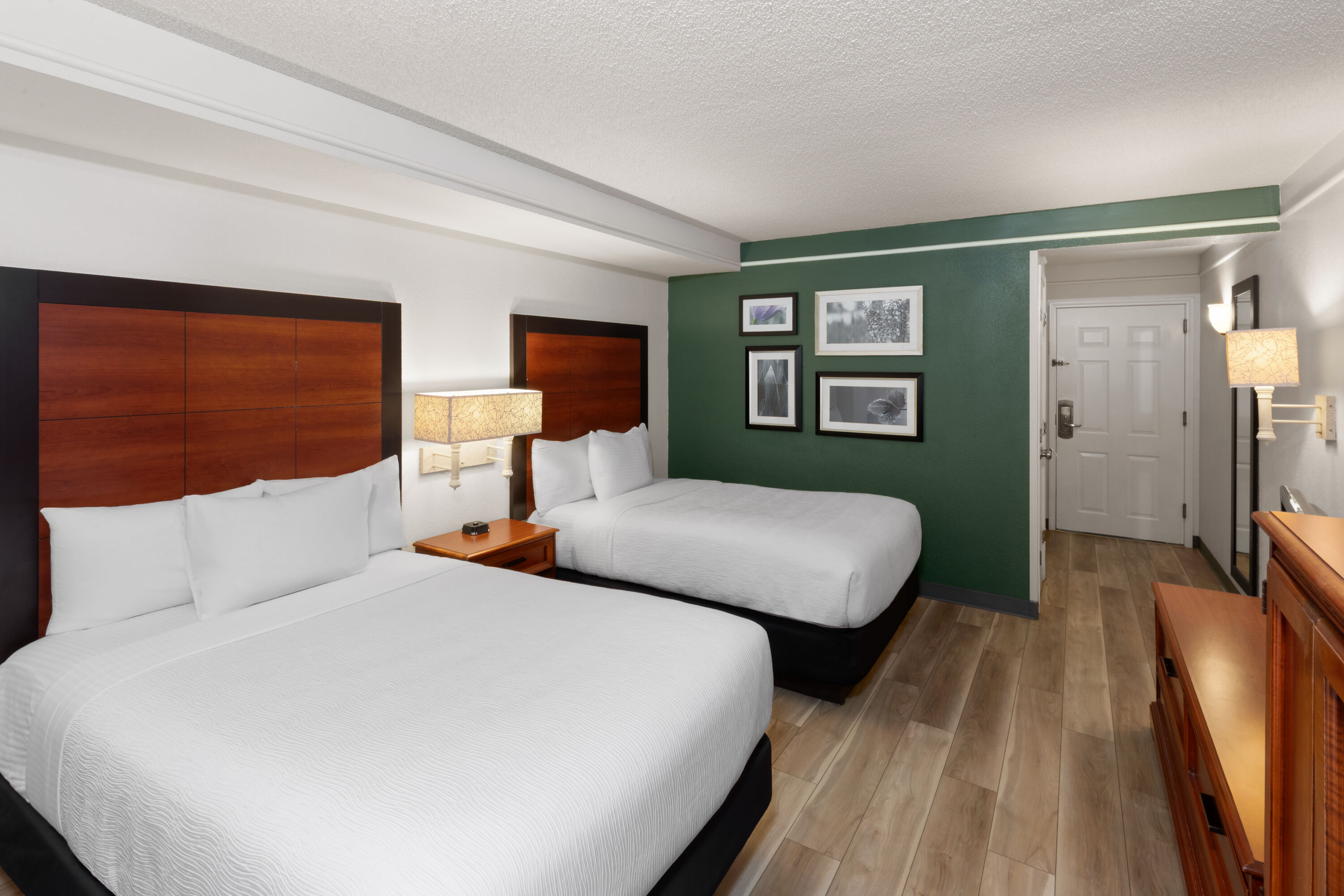 Guest room at the La Quinta Inn & Suites by Wyndham San Antonio Airport in San Antonio, Texas
