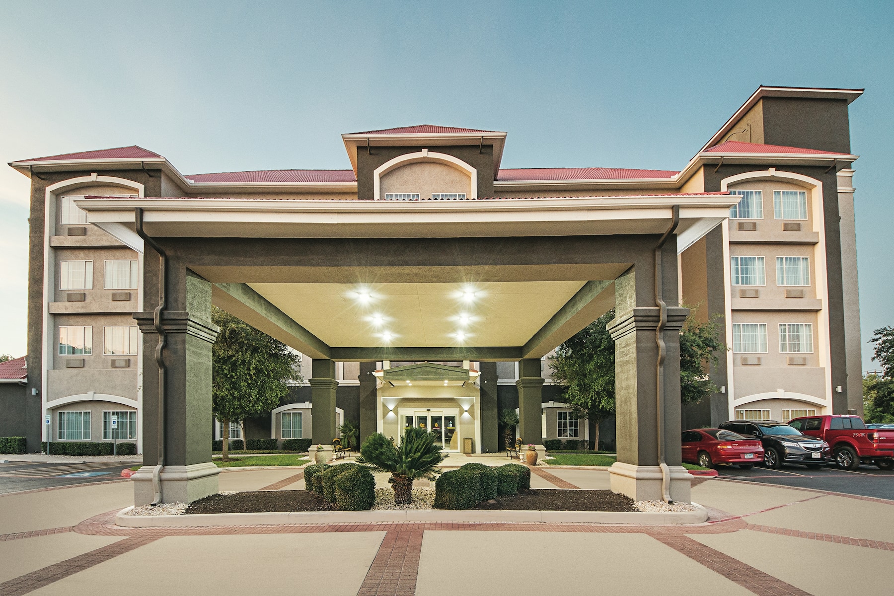 La Quinta Inn & Suites by Wyndham San Antonio Northwest San Antonio, TX Hotels La Quinta Inn & Suites by Wyndham San Antonio Northwest San Antonio, TX Hotels