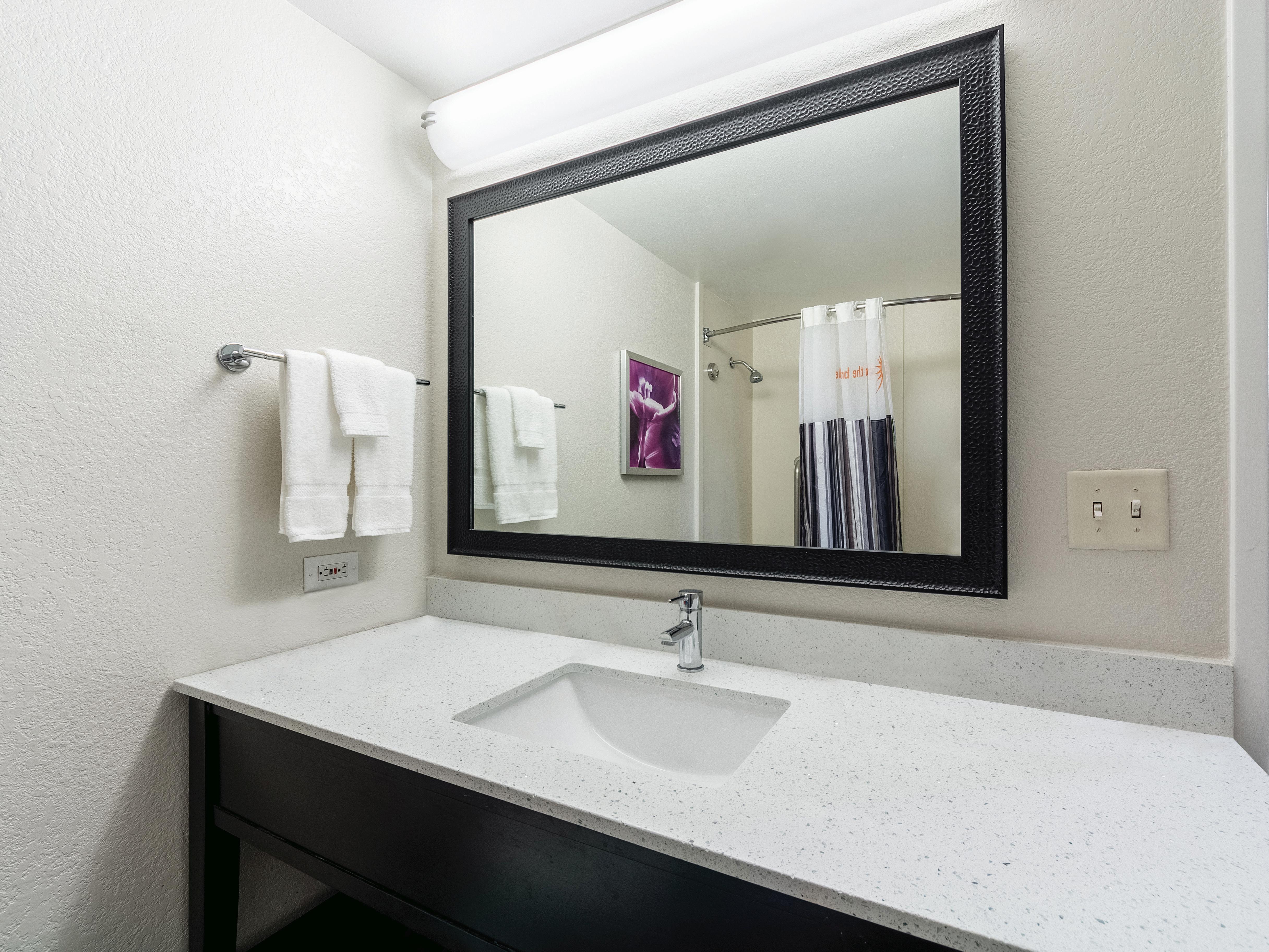 La Quinta Inn & Suites by Wyndham San Antonio Downtown suite in San Antonio, Texas