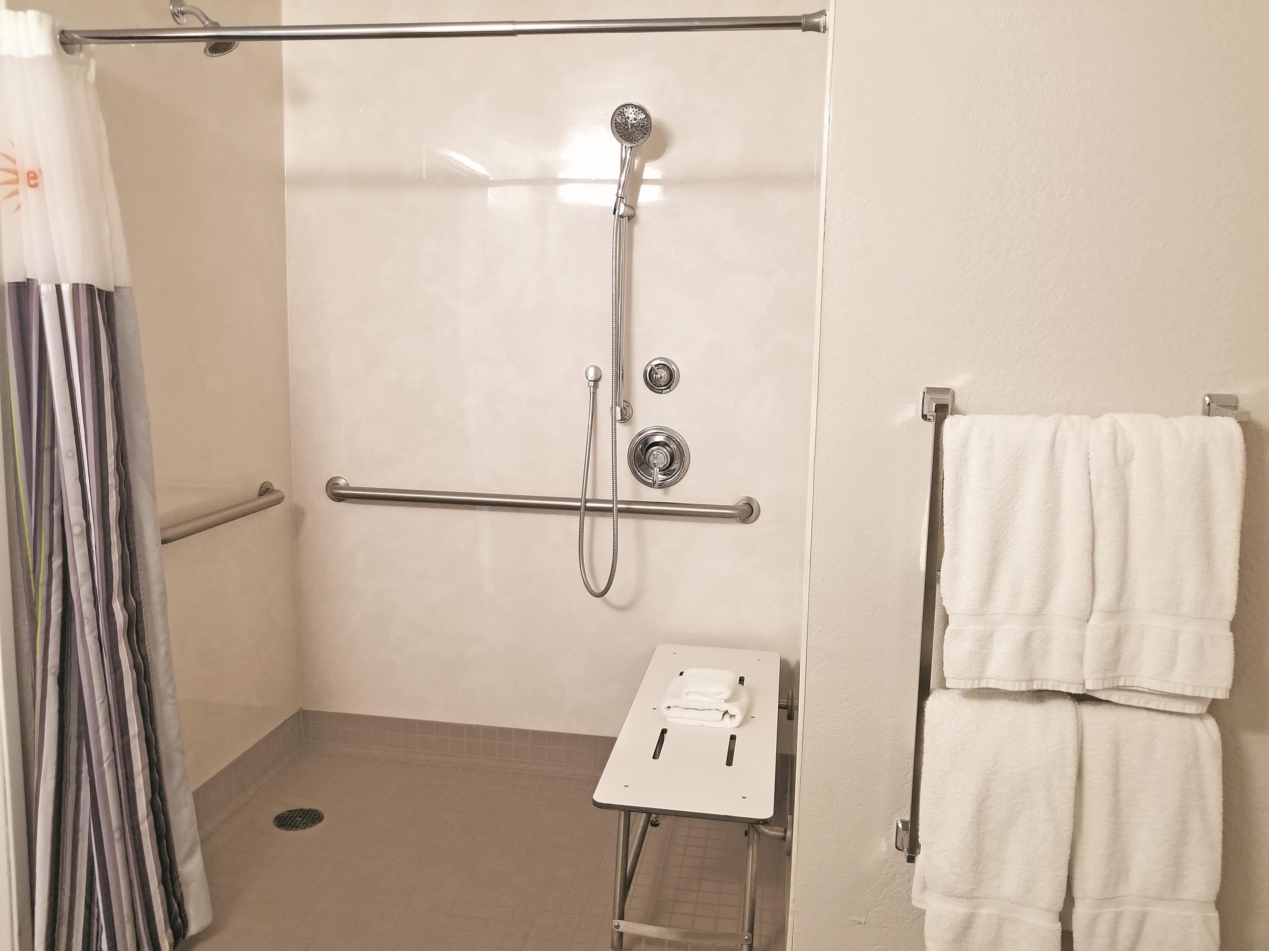 La Quinta Inn & Suites by Wyndham San Antonio Downtown suite in San Antonio, Texas