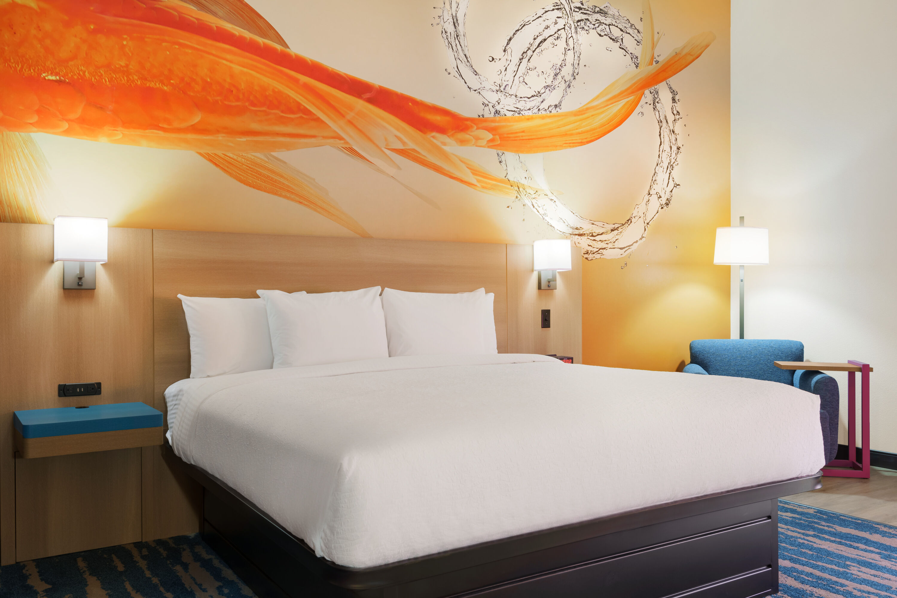 Guest room at the La Quinta Inn & Suites by Wyndham San Antonio Seaworld/LAFB in San Antonio, Texas