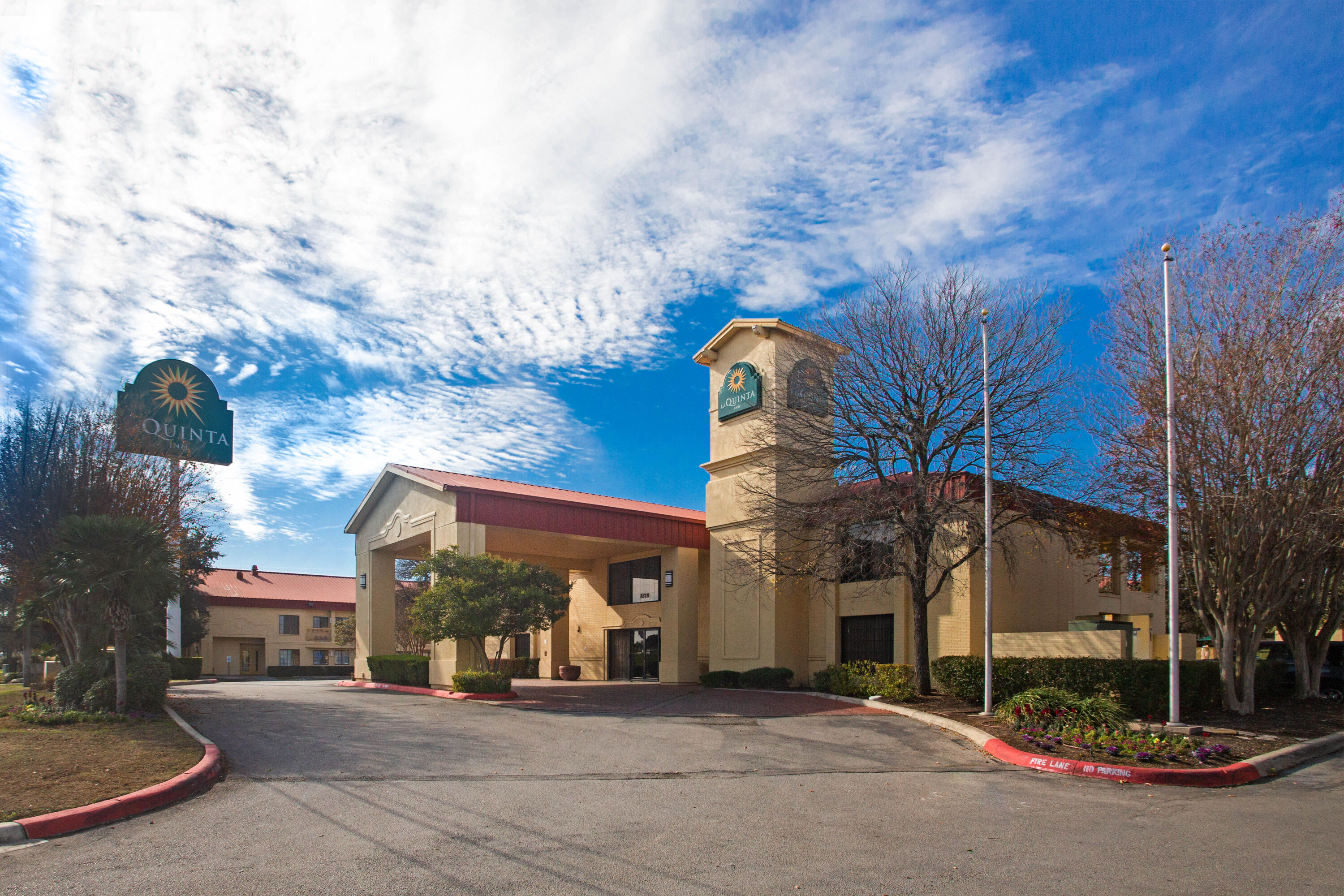 La Quinta Inn By Wyndham San Marcos San Marcos Tx Hotels