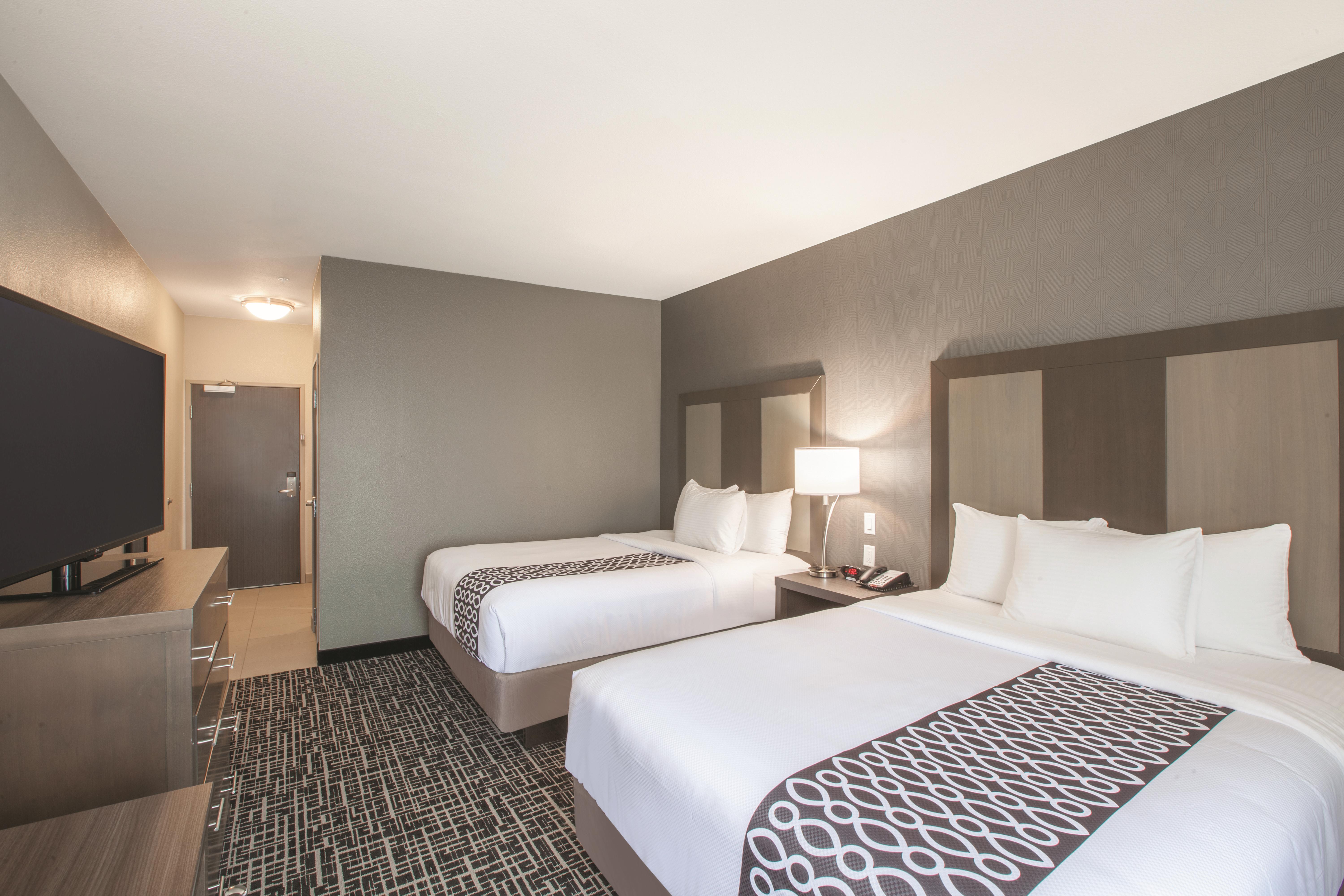 Guest room at the La Quinta Inn & Suites by Wyndham San Marcos Outlet Mall in San Marcos, Texas