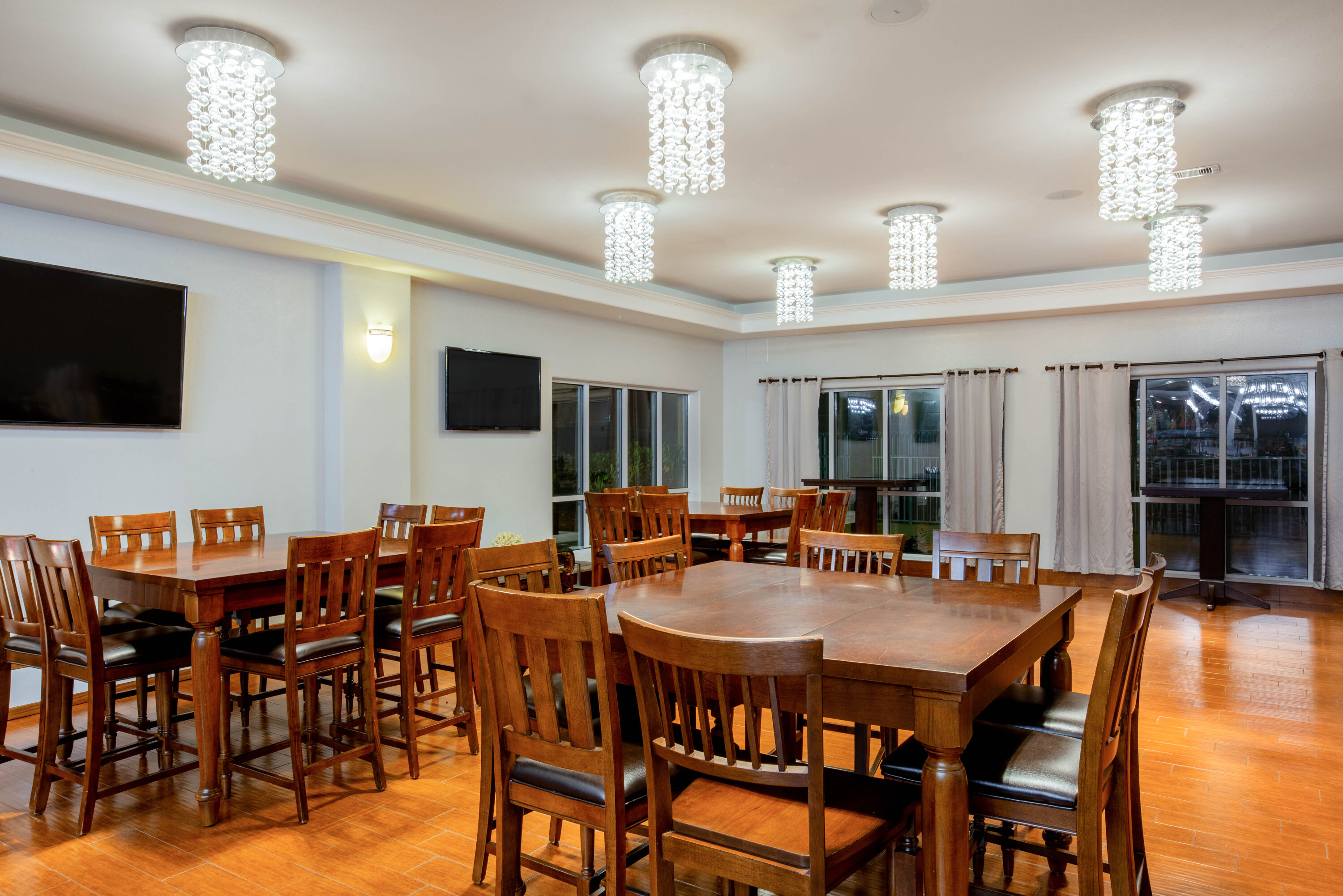 La Quinta Inn Amp Suites By Wyndham South Padre Island Beach