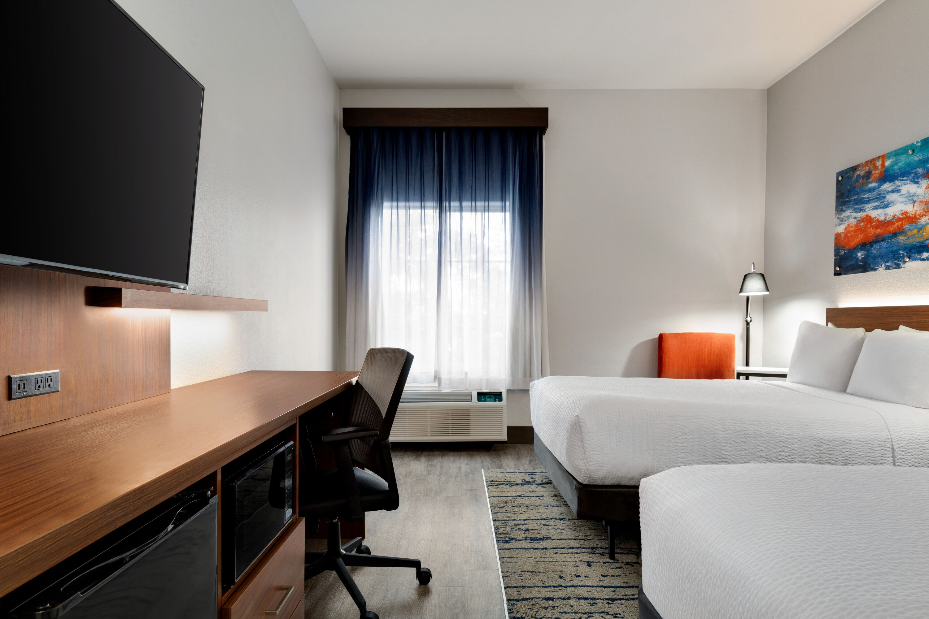 Guest room at the La Quinta Inn & Suites by Wyndham Stephenville in Stephenville, Texas