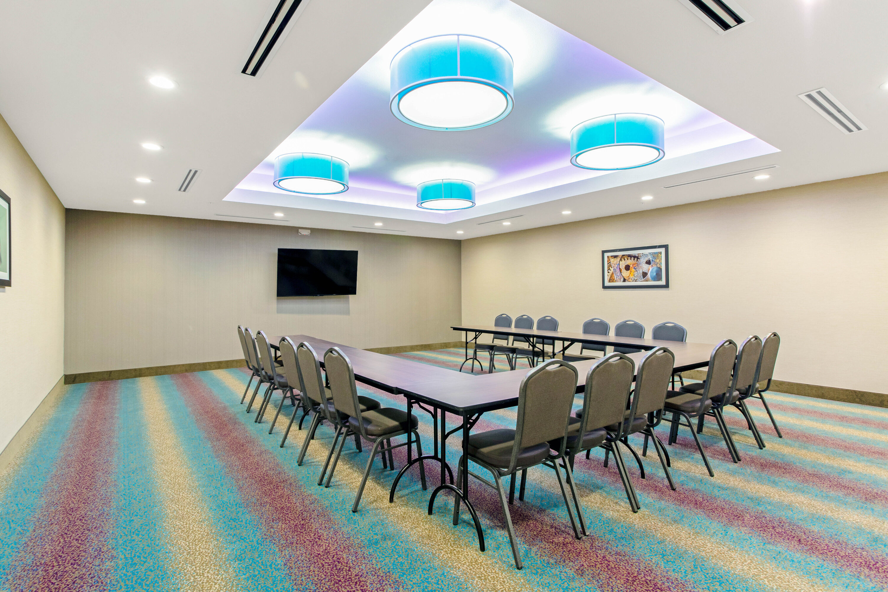 Meeting room at La Quinta Inn & Suites by Wyndham Sweetwater East in Sweetwater, Texas