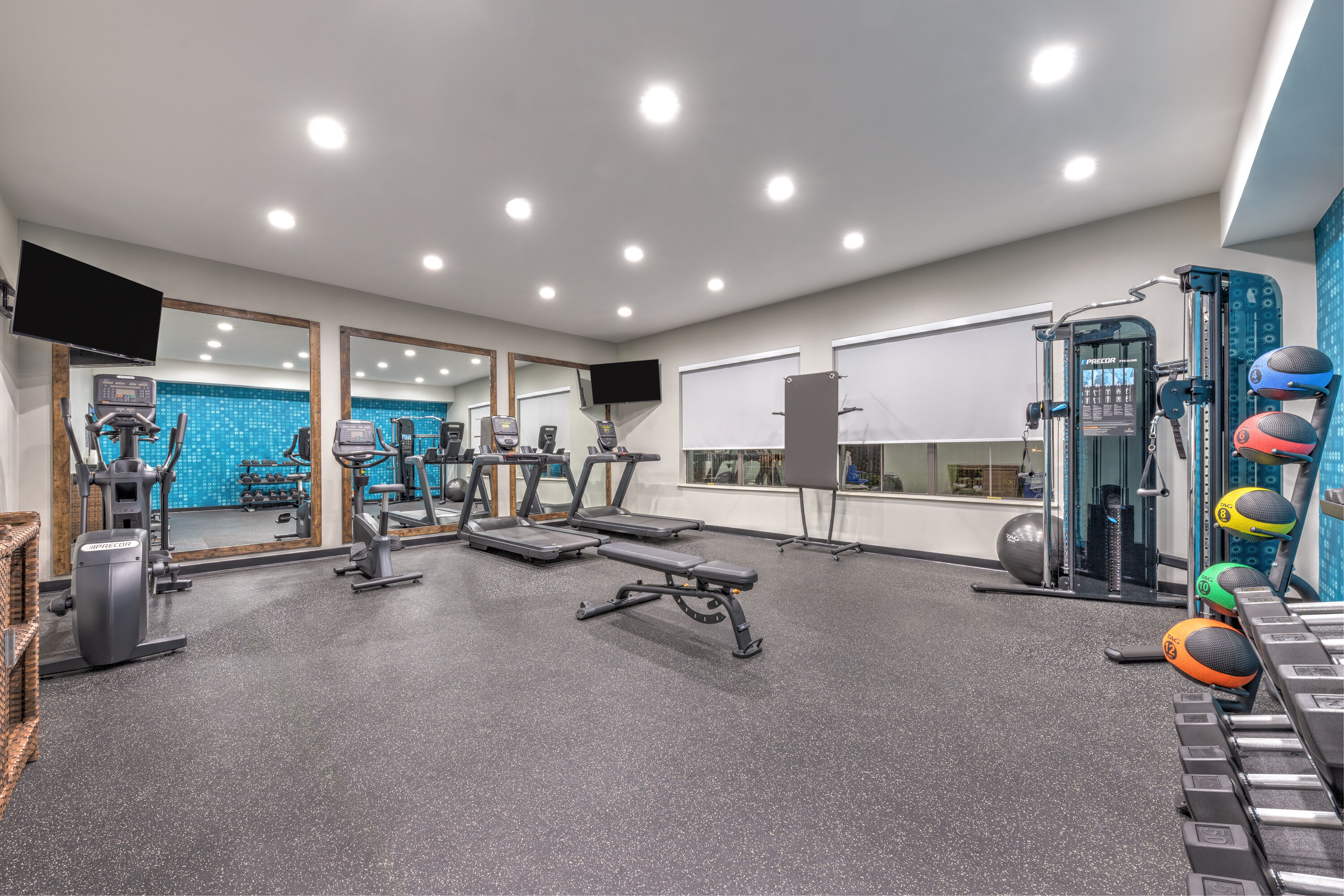 Fitness room at La Quinta Inn & Suites by Wyndham Tyler - University Area in Tyler, Texas