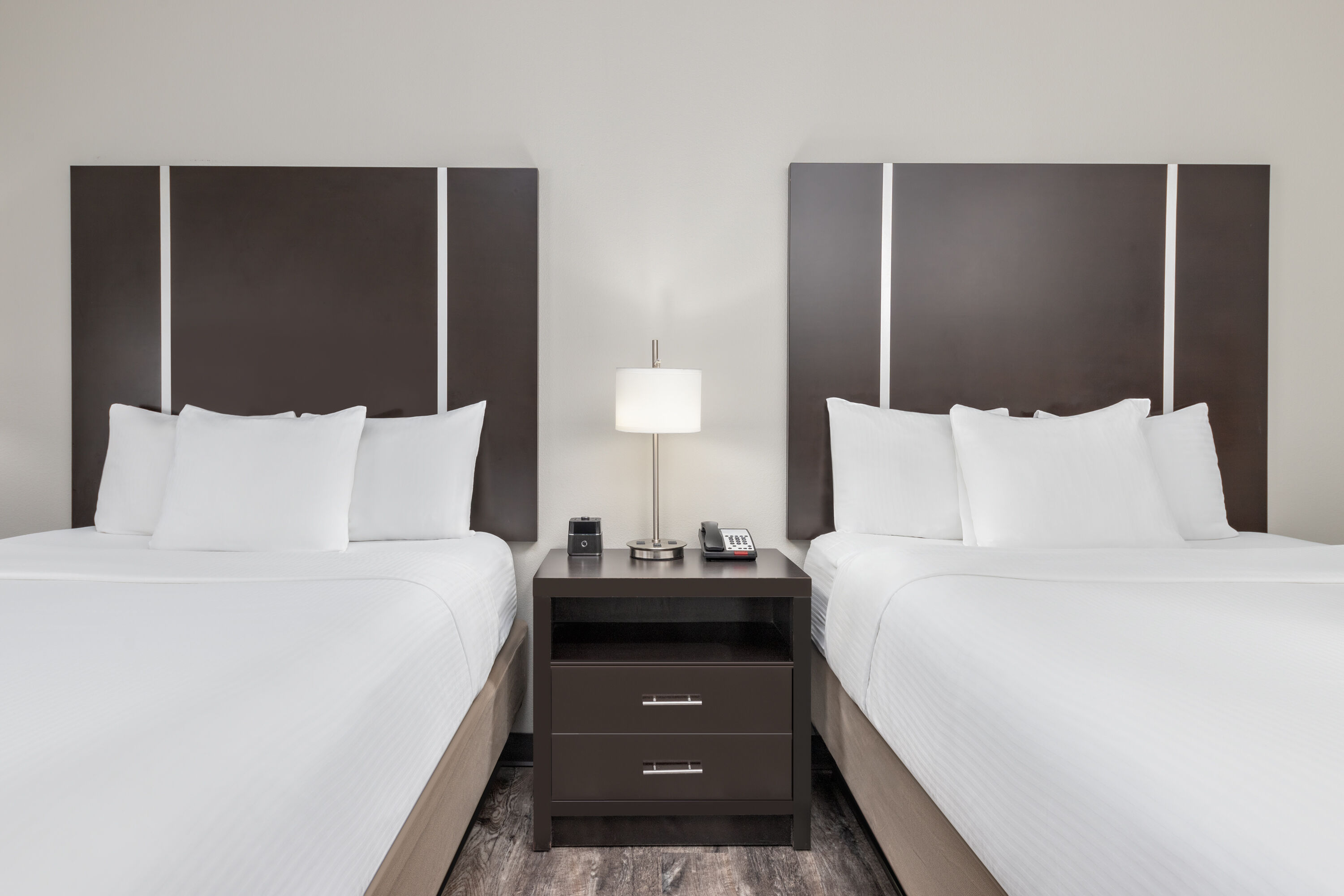 Guest room at the La Quinta Inn & Suites by Wyndham Tyler - University Area in Tyler, Texas