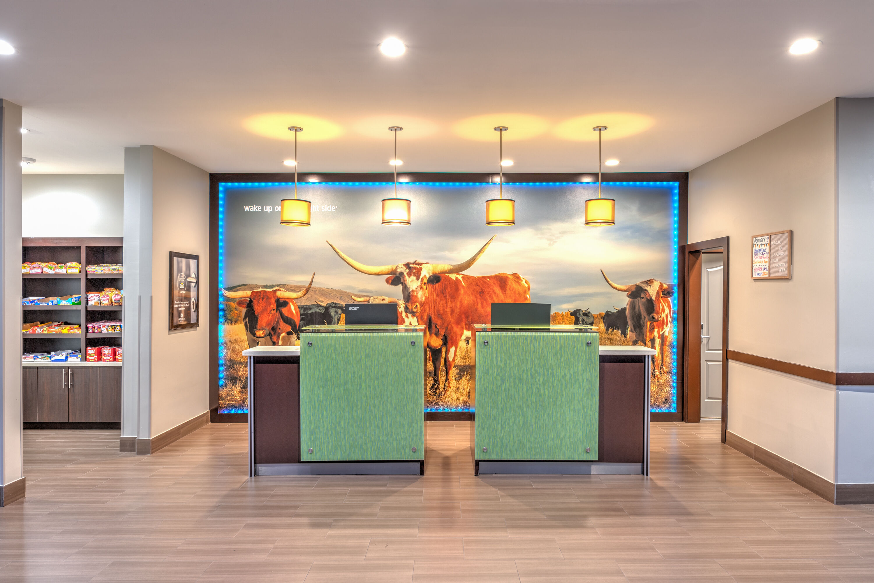 La Quinta Inn & Suites by Wyndham Tyler - University Area reception in Tyler, Texas