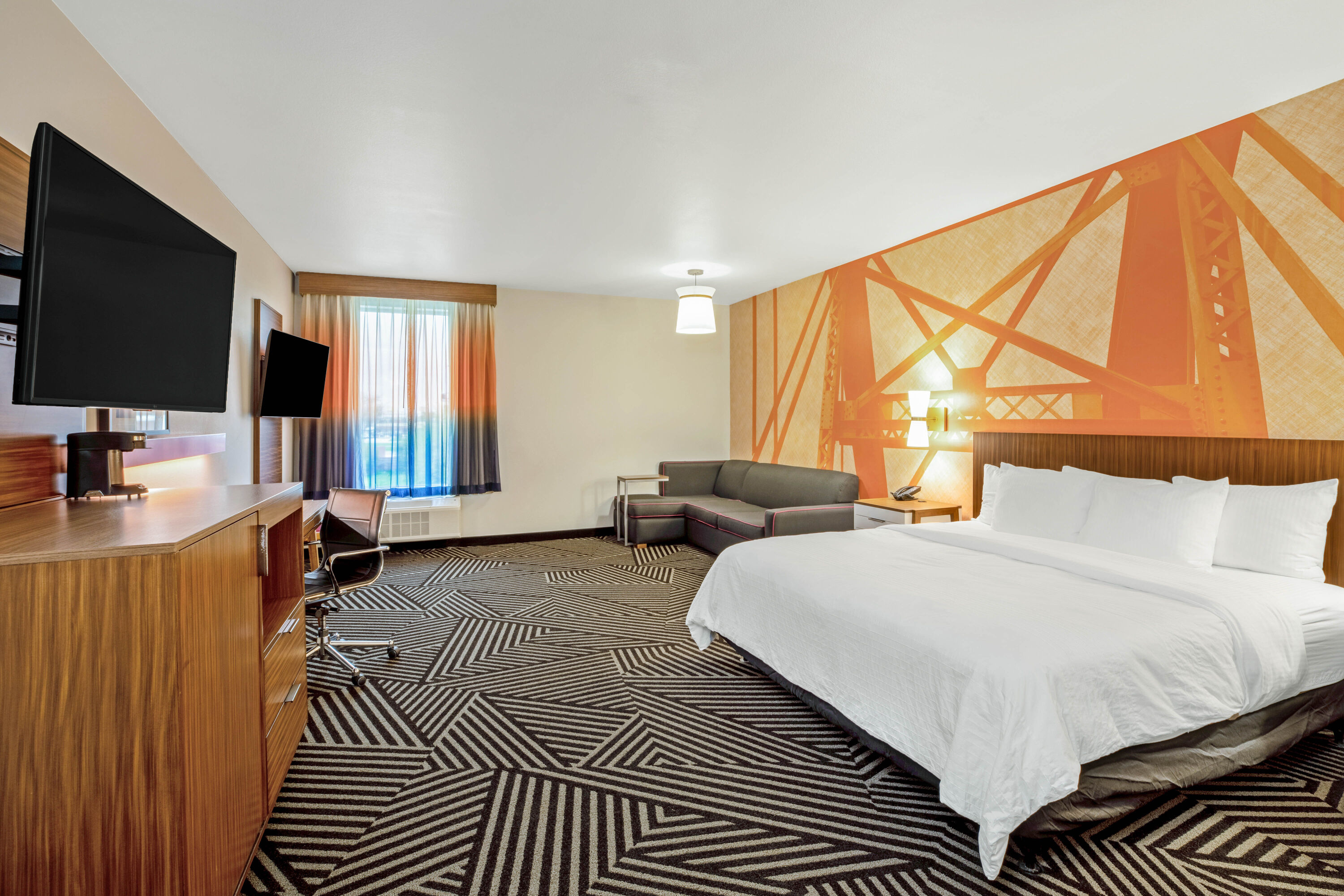 La Quinta Inn and Suites by Wyndham Waco Downtown Baylor Waco, TX Hotels