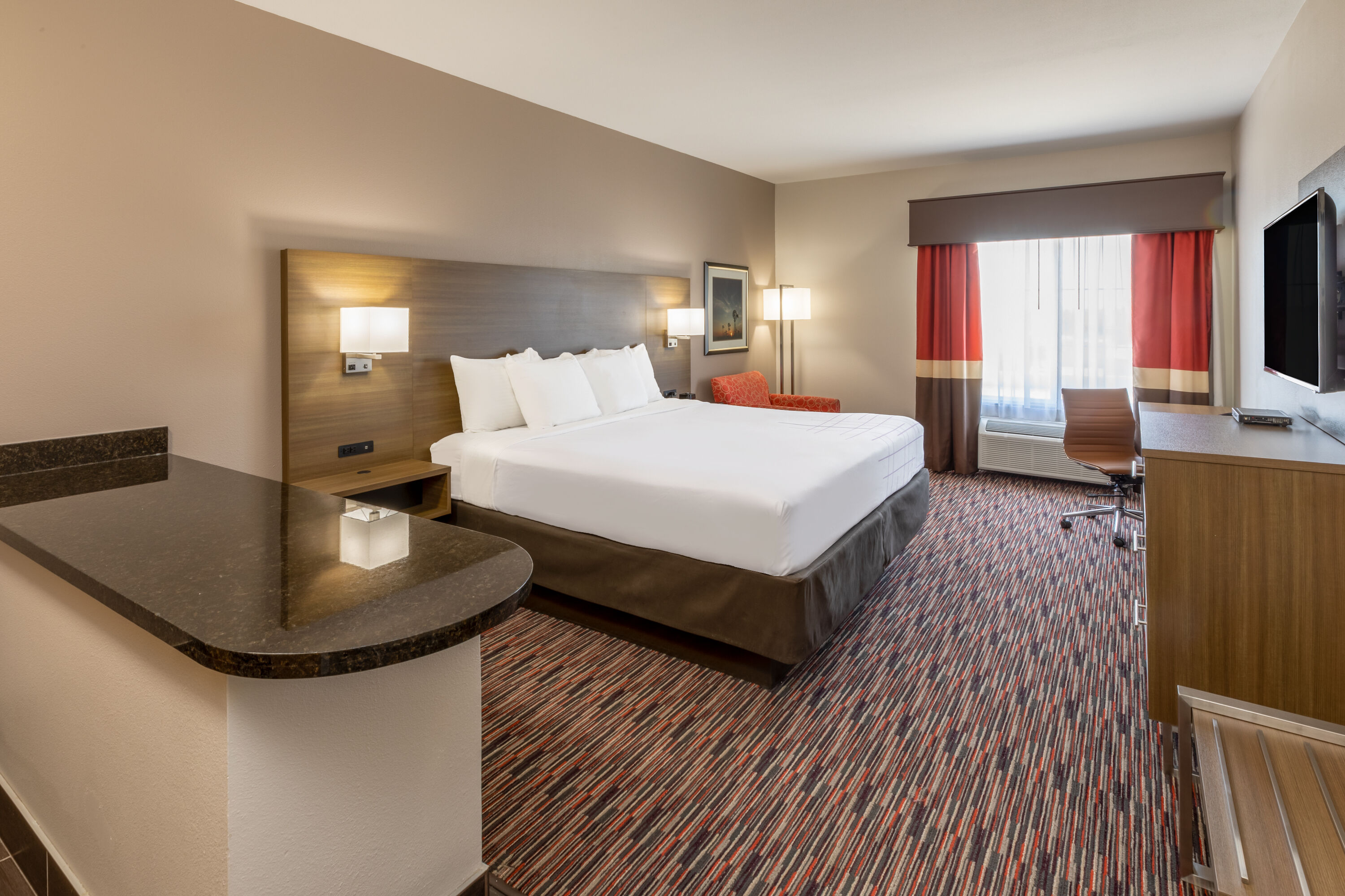 Guest room at the La Quinta Inn & Suites by Wyndham Wichita Falls - MSU Area in Wichita Falls, Texas