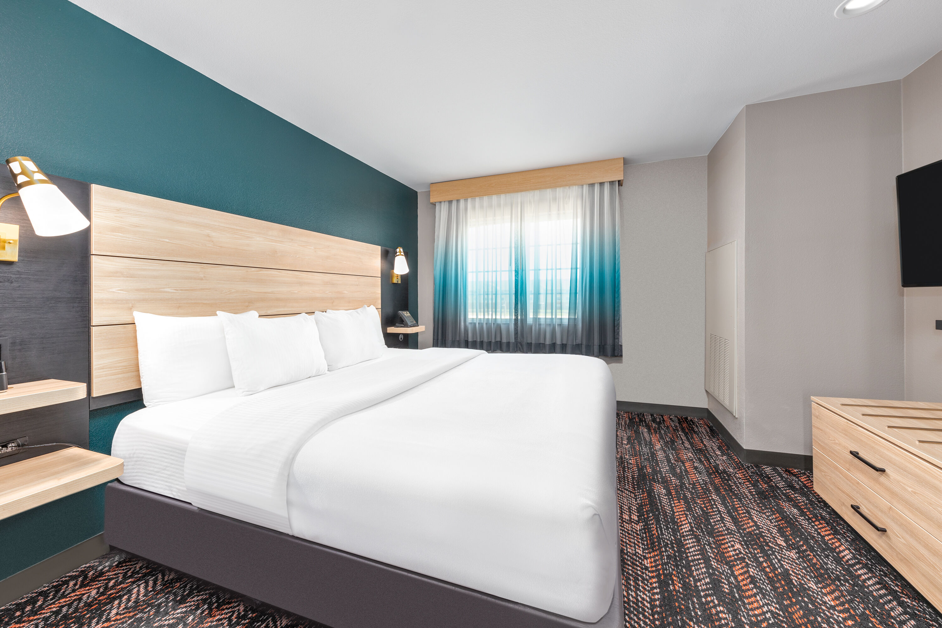 La Quinta Inn & Suites by Wyndham Woodway - Waco South suite in Woodway, Texas