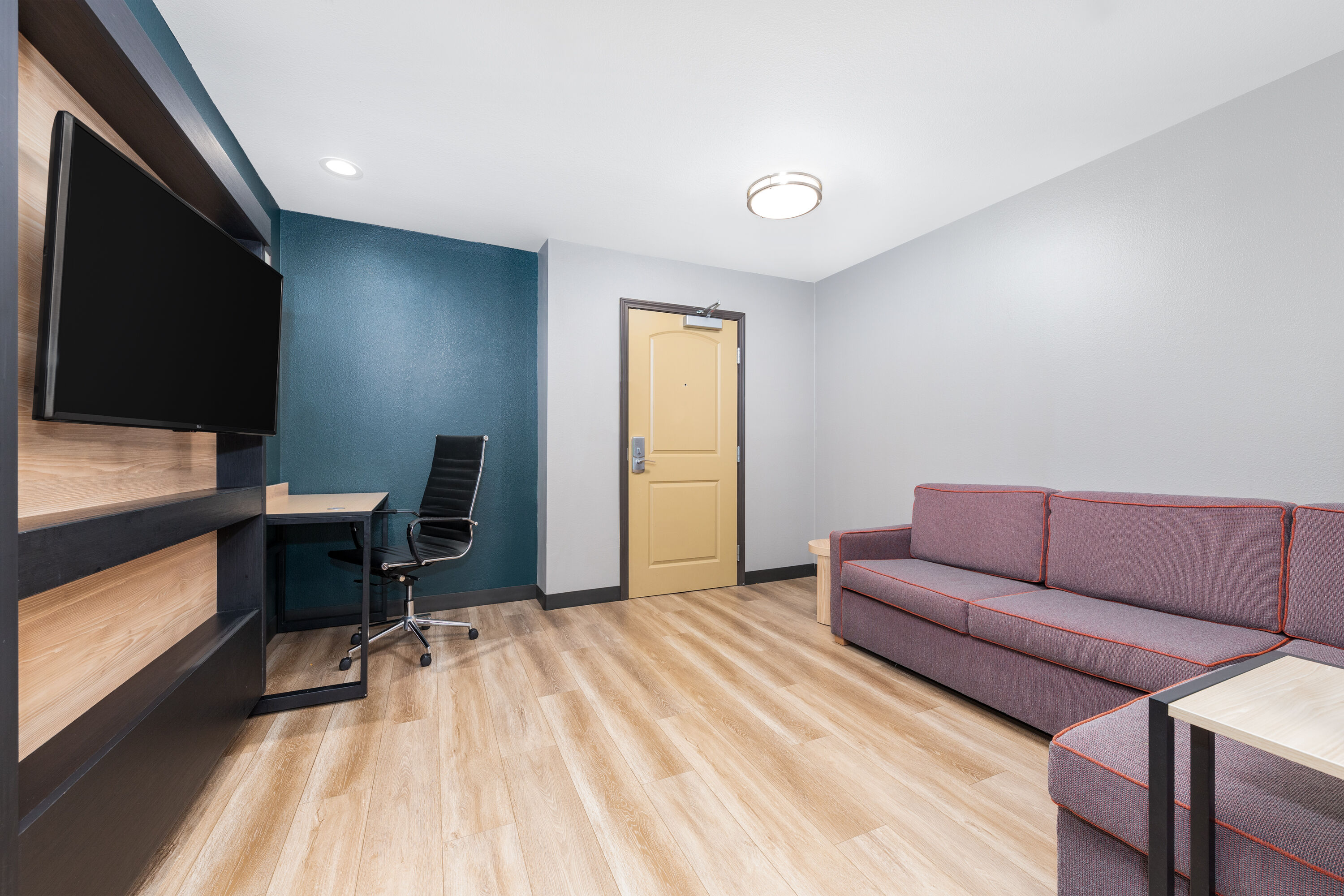 La Quinta Inn & Suites by Wyndham Woodway - Waco South suite in Woodway, Texas