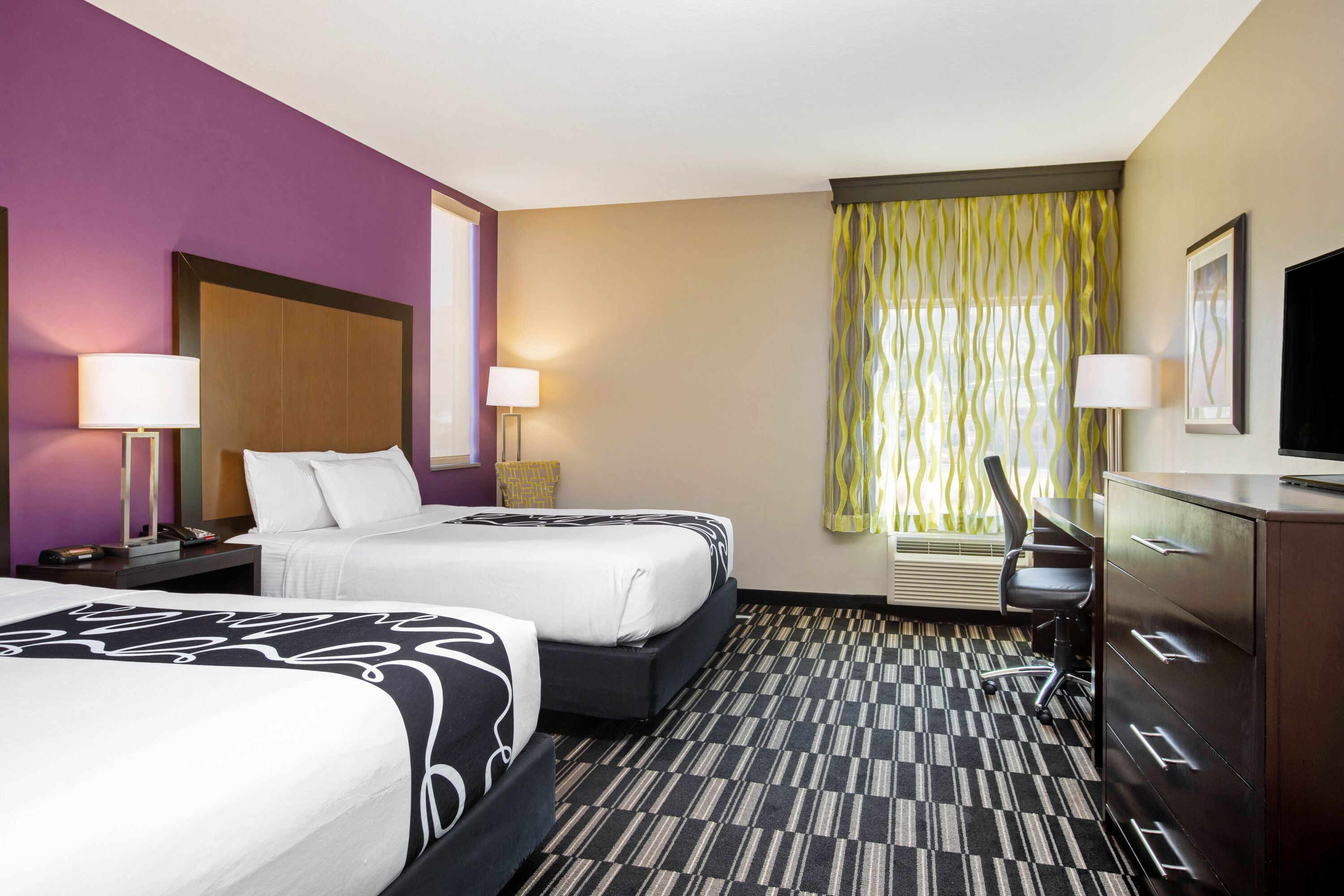 Guest room at the La Quinta Inn & Suites by Wyndham Cedar City in Cedar City, Utah