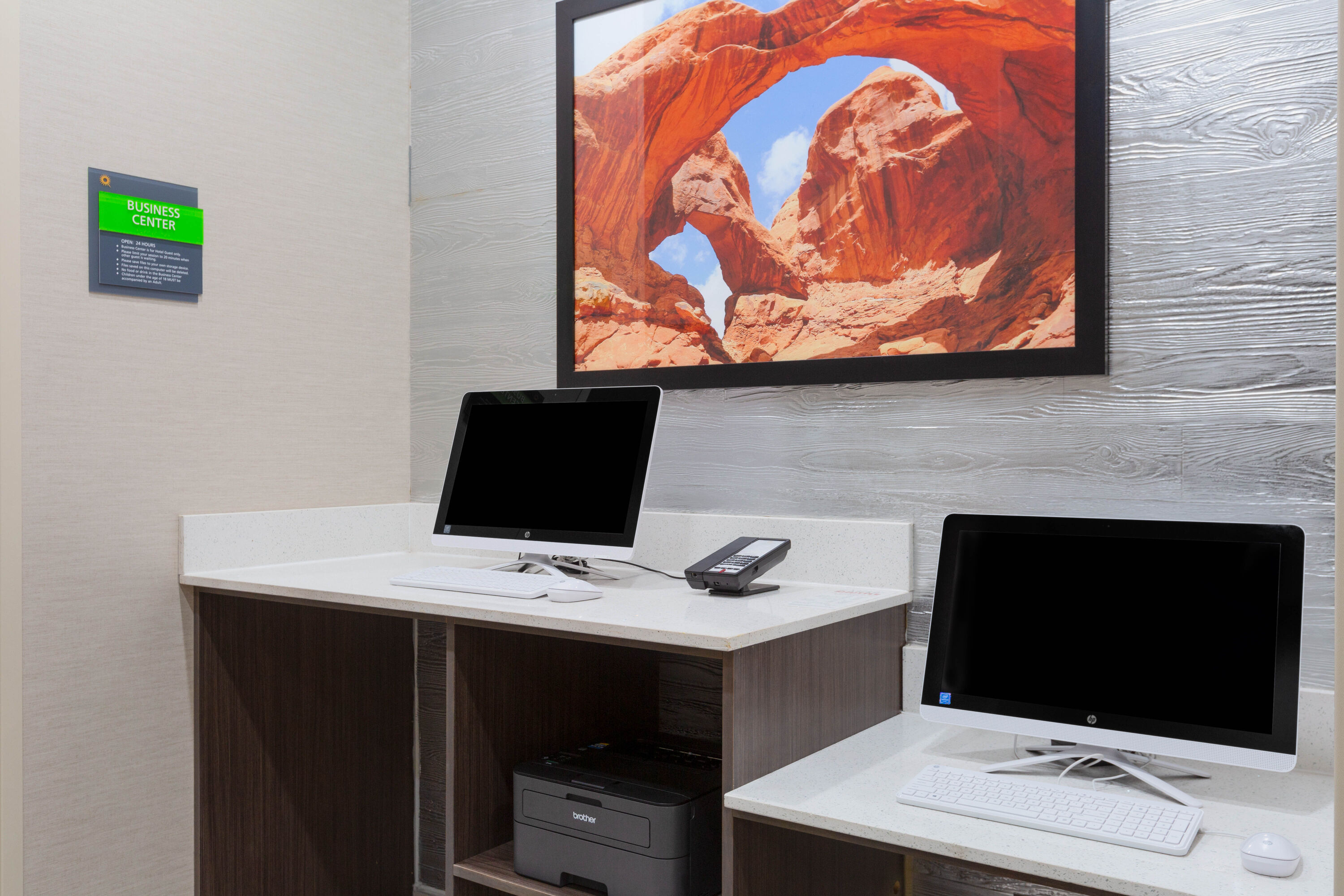 La Quinta Inn & Suites by Wyndham Kanab business center in Kanab, Utah