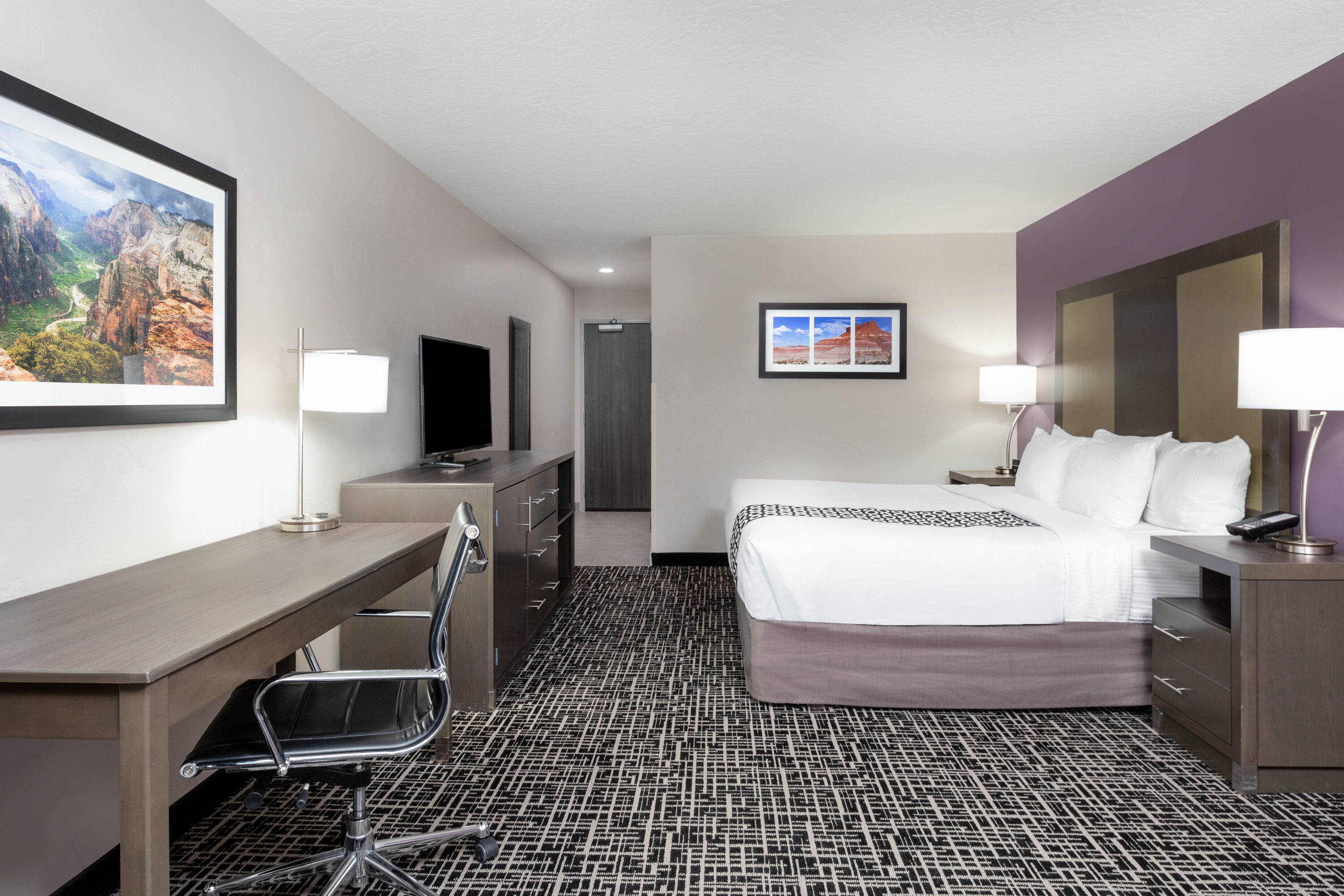 La Quinta Inn & Suites by Wyndham Kanab suite in Kanab, Utah