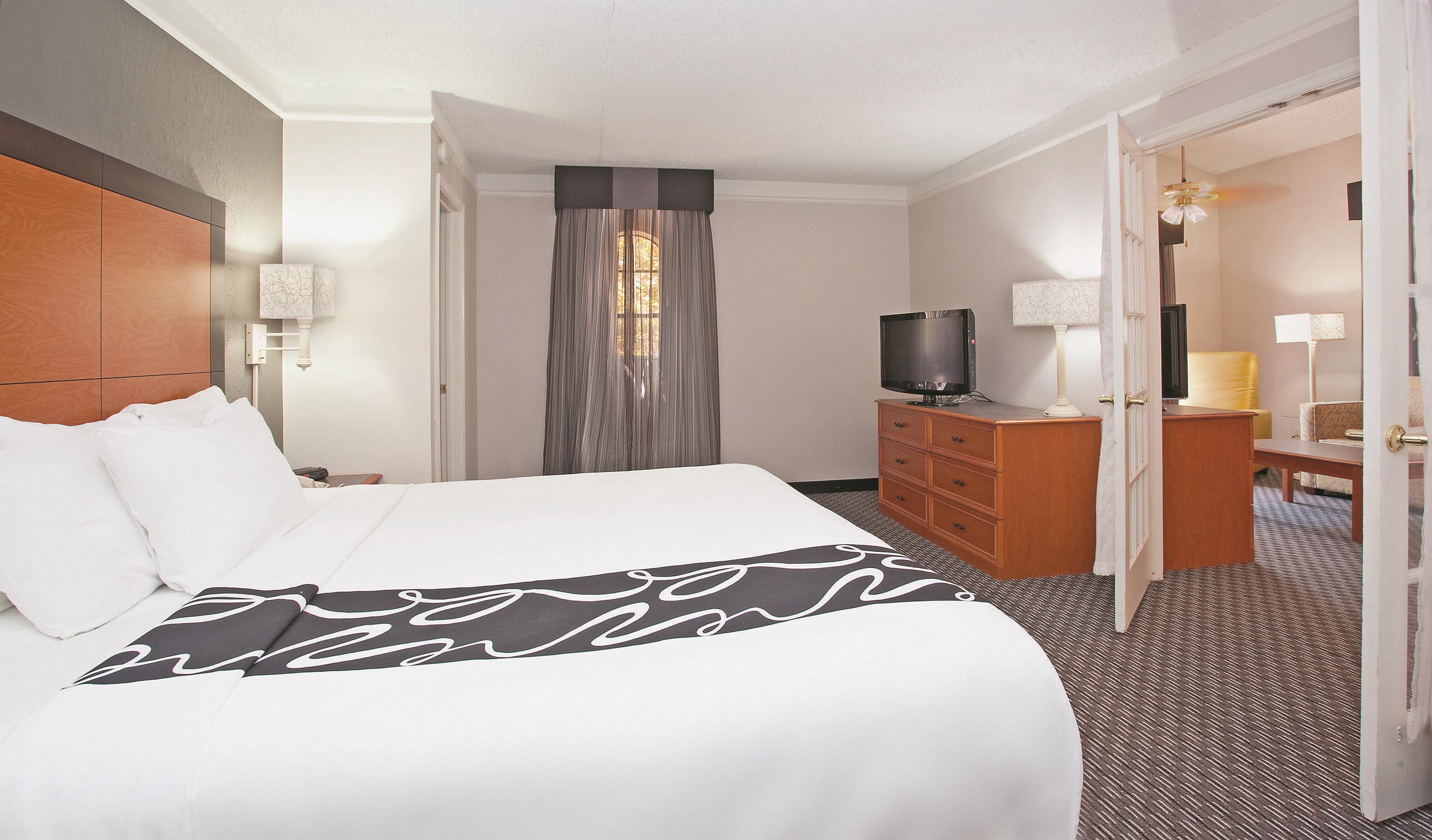 La Quinta Inn by Wyndham Salt Lake City Midvale suite in Midvale, Utah