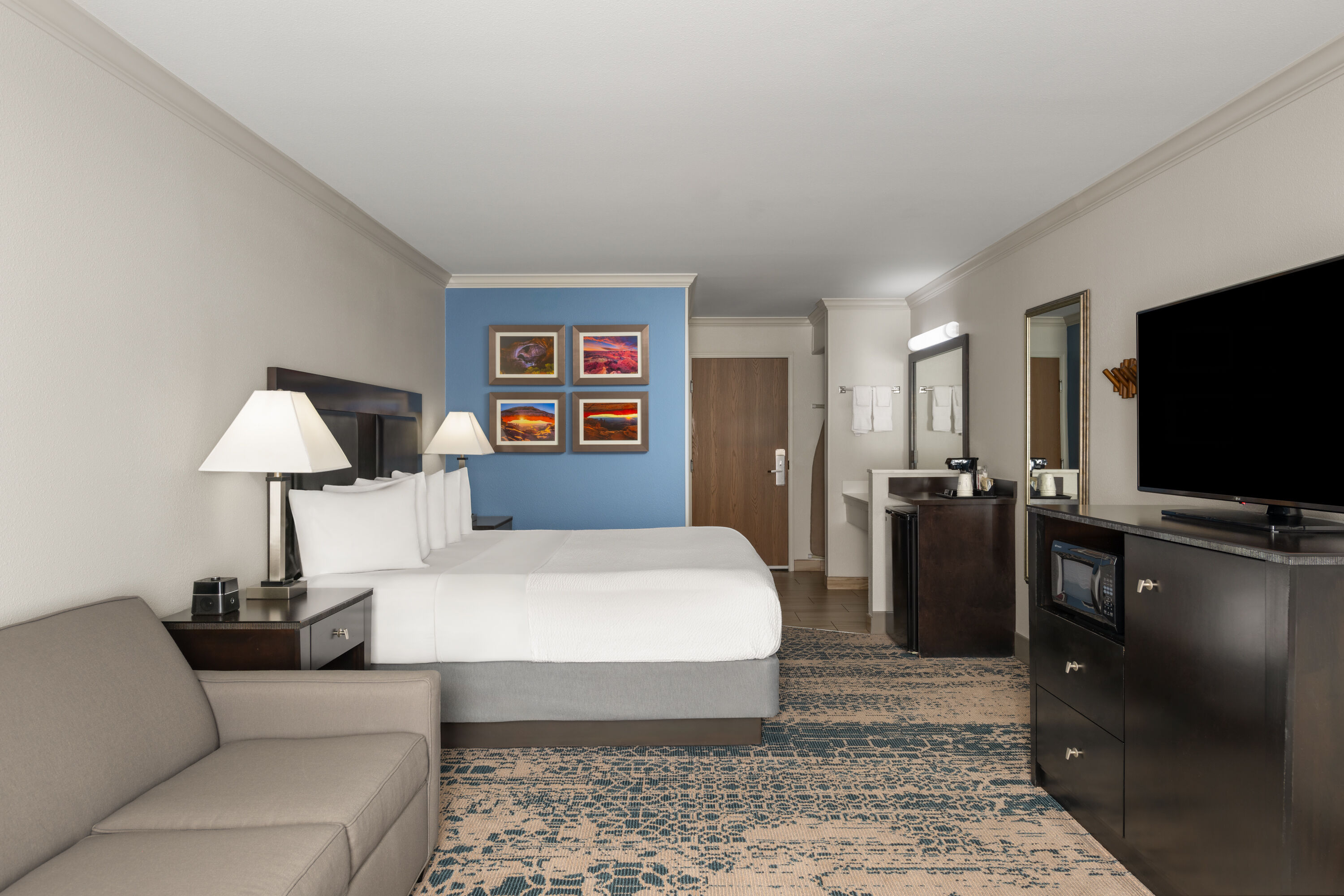 Guest room at the La Quinta Inn & Suites by Wyndham Moab in Moab, Utah