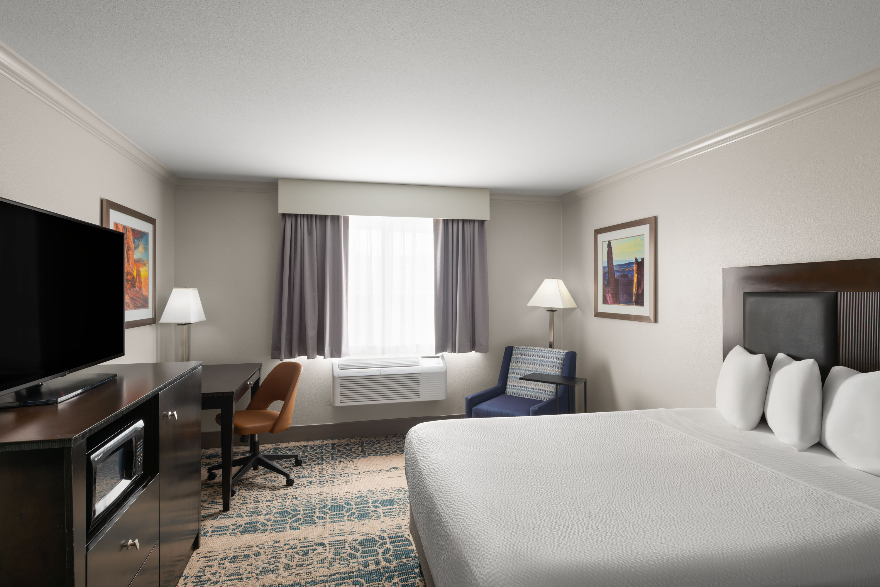 Guest room at the La Quinta Inn & Suites by Wyndham Moab in Moab, Utah