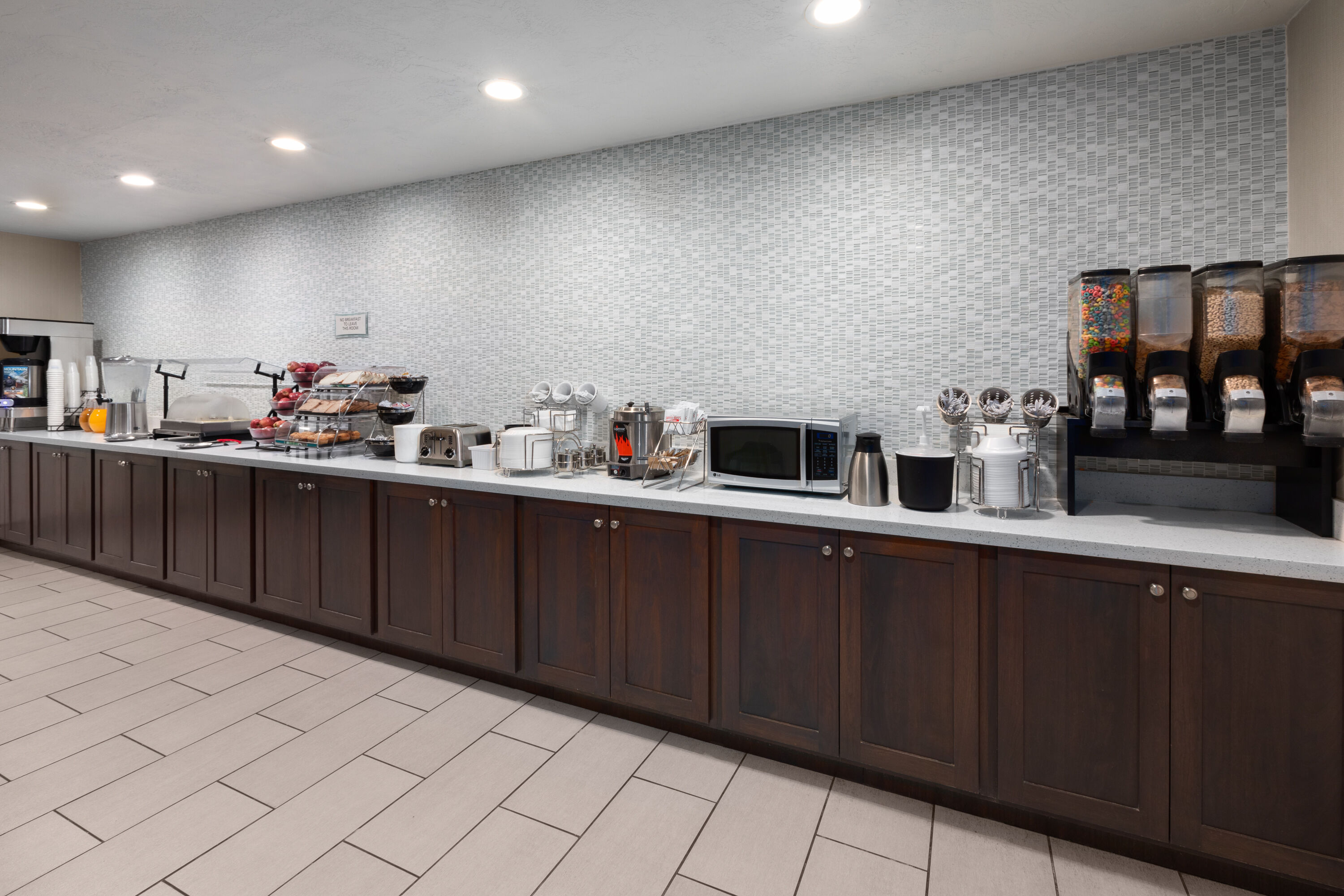 Free breakfast at La Quinta Inn & Suites by Wyndham North Orem in Orem, Utah