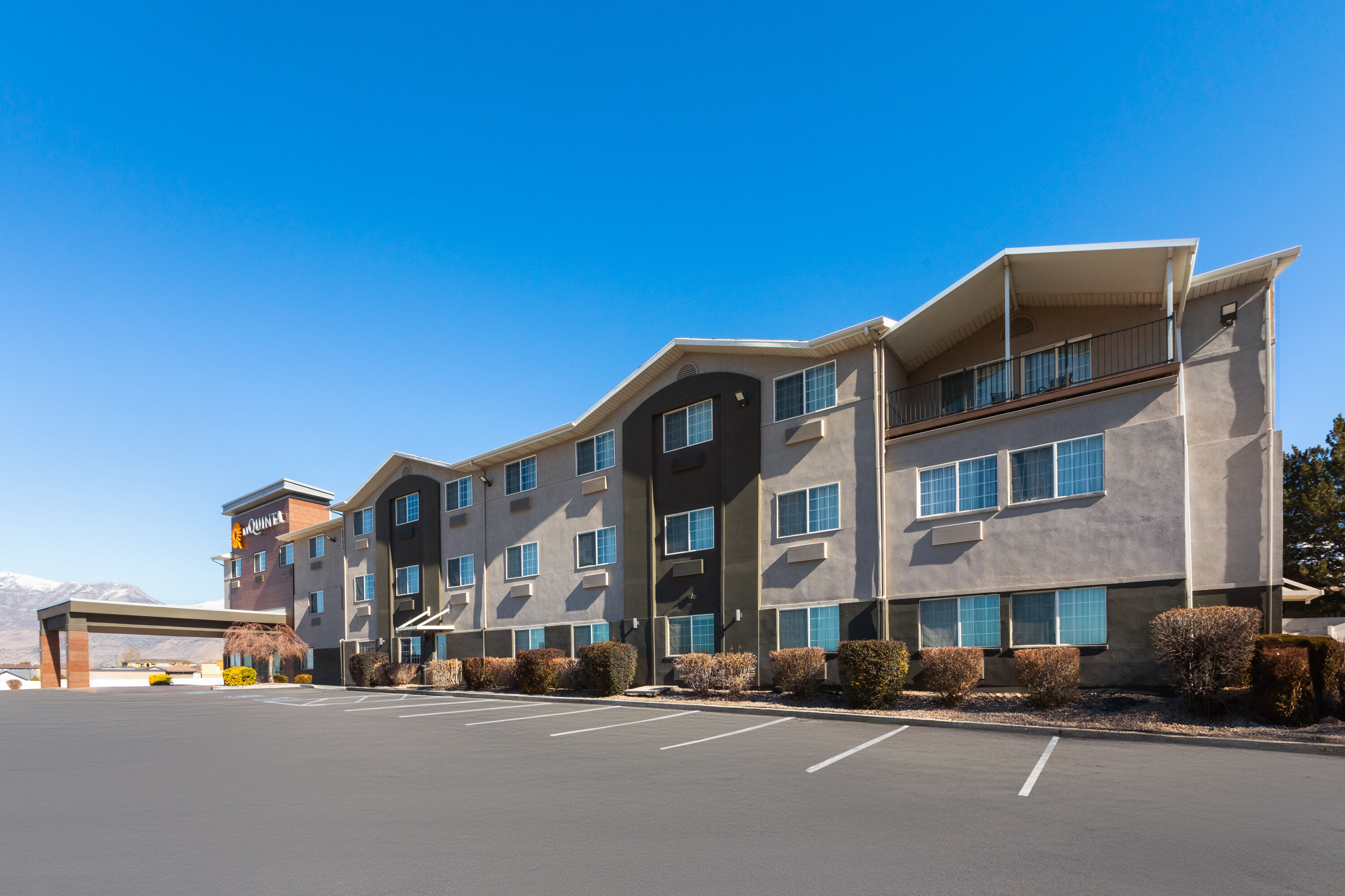 Exterior Day Image of La Quinta Inn & Suites by Wyndham North Orem hotel in Orem, Utah