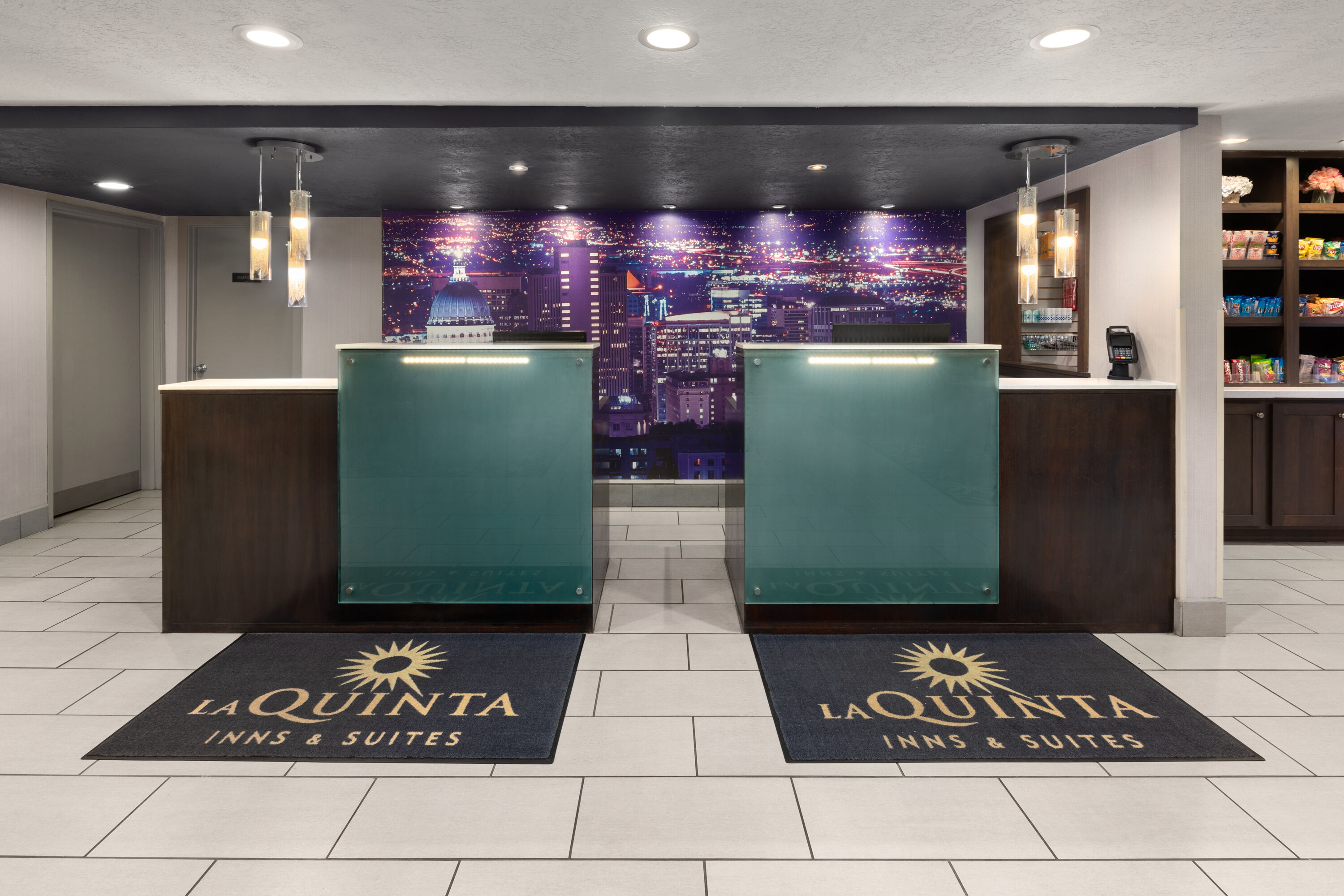 La Quinta Inn & Suites by Wyndham North Orem reception in Orem, Utah